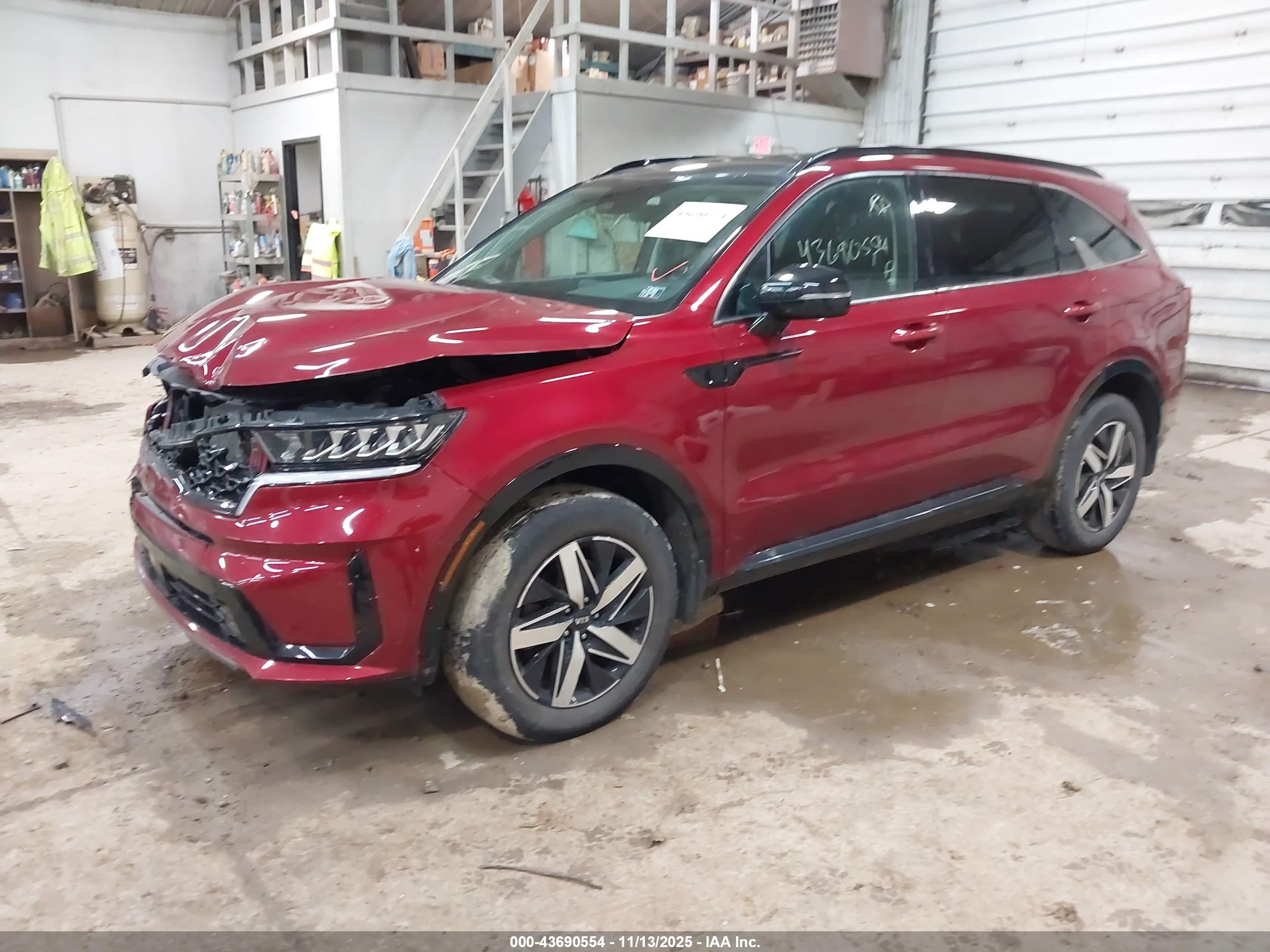 KIA SORENTO image 2