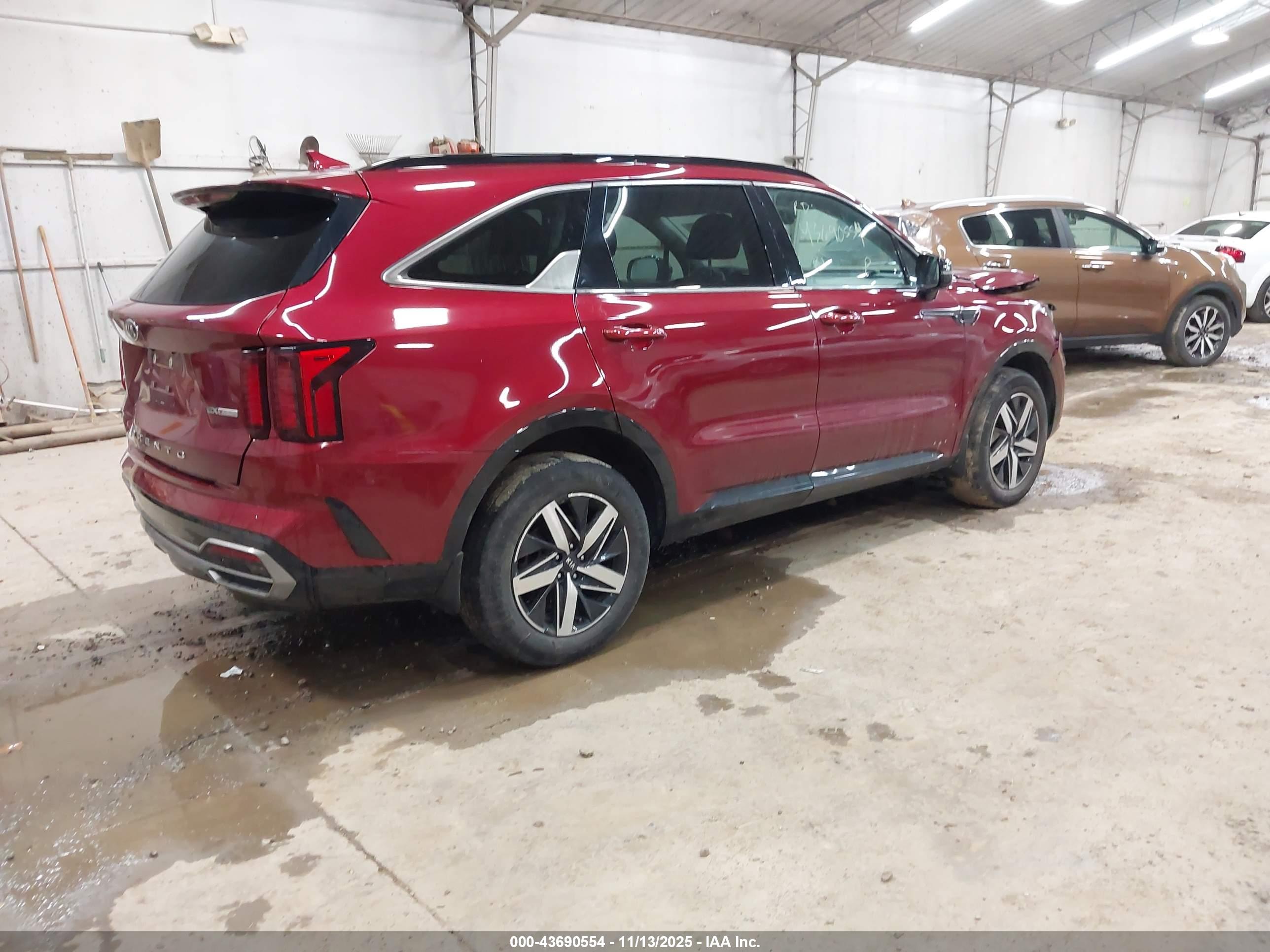 KIA SORENTO image 4