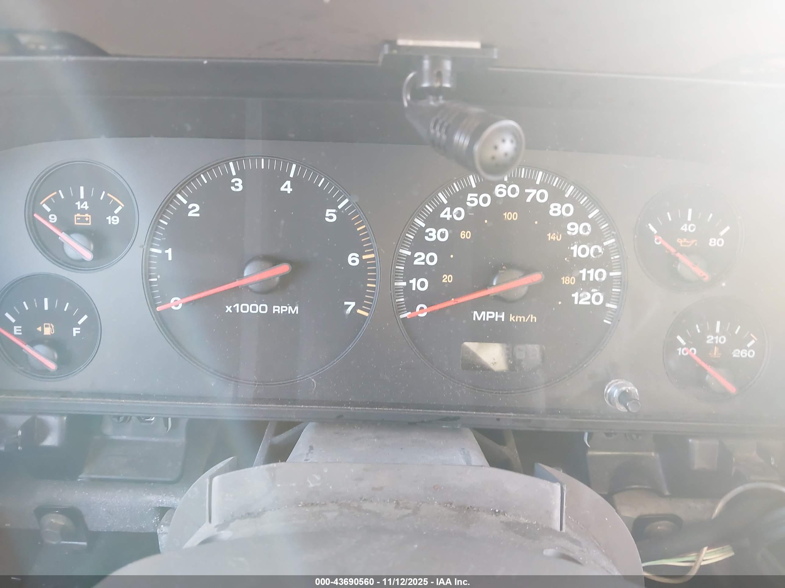 JEEP GRAND image 7