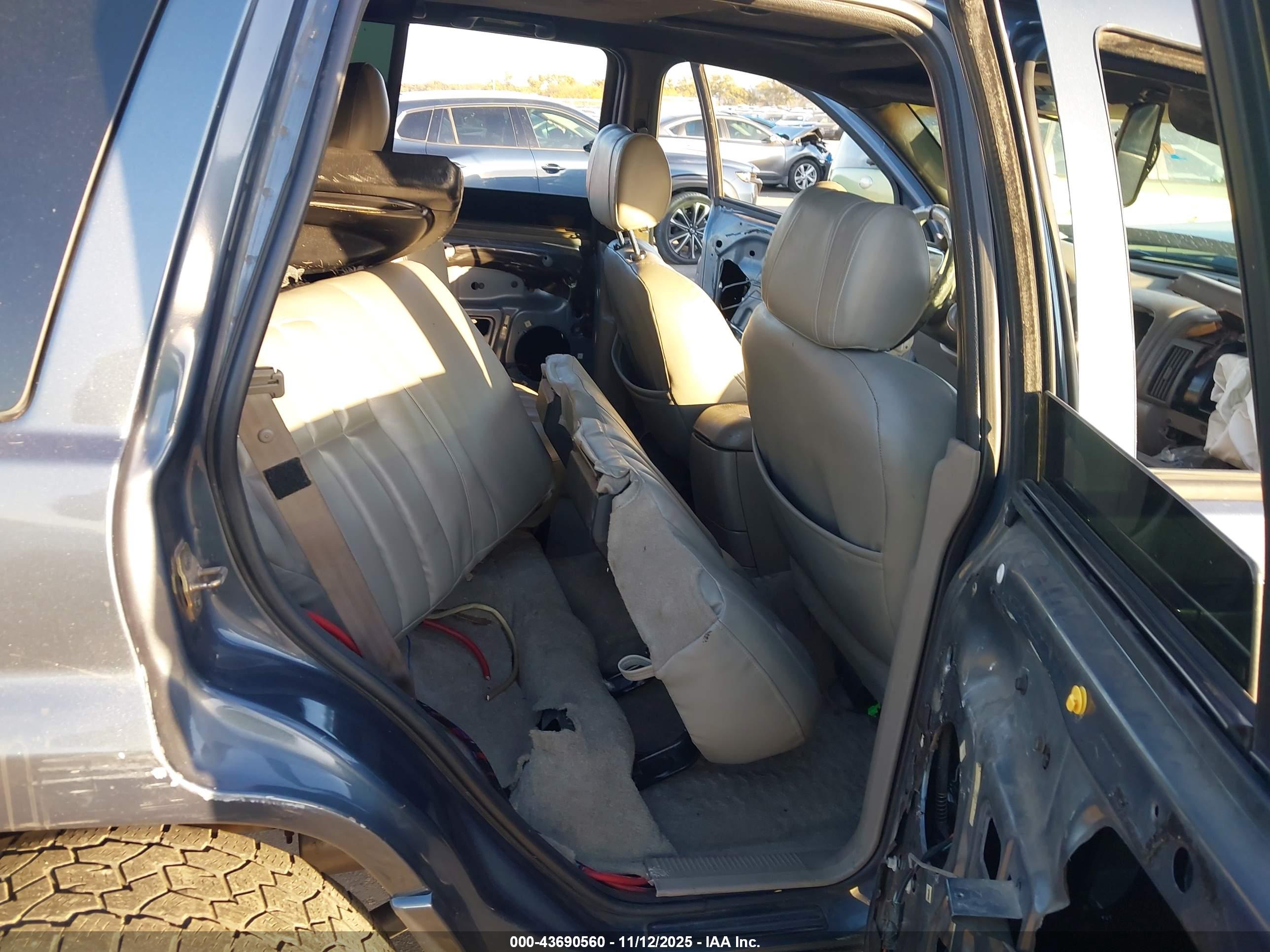 JEEP GRAND image 8