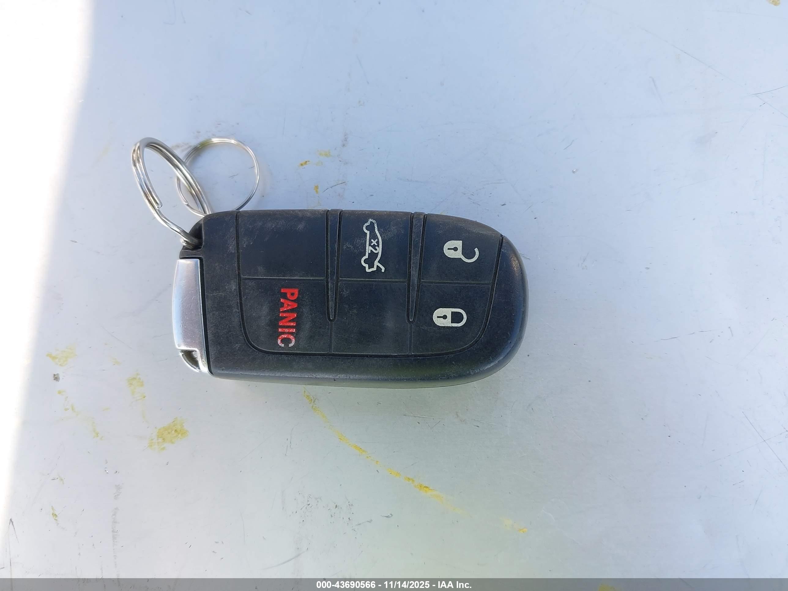 DODGE CHALLENGER image 11