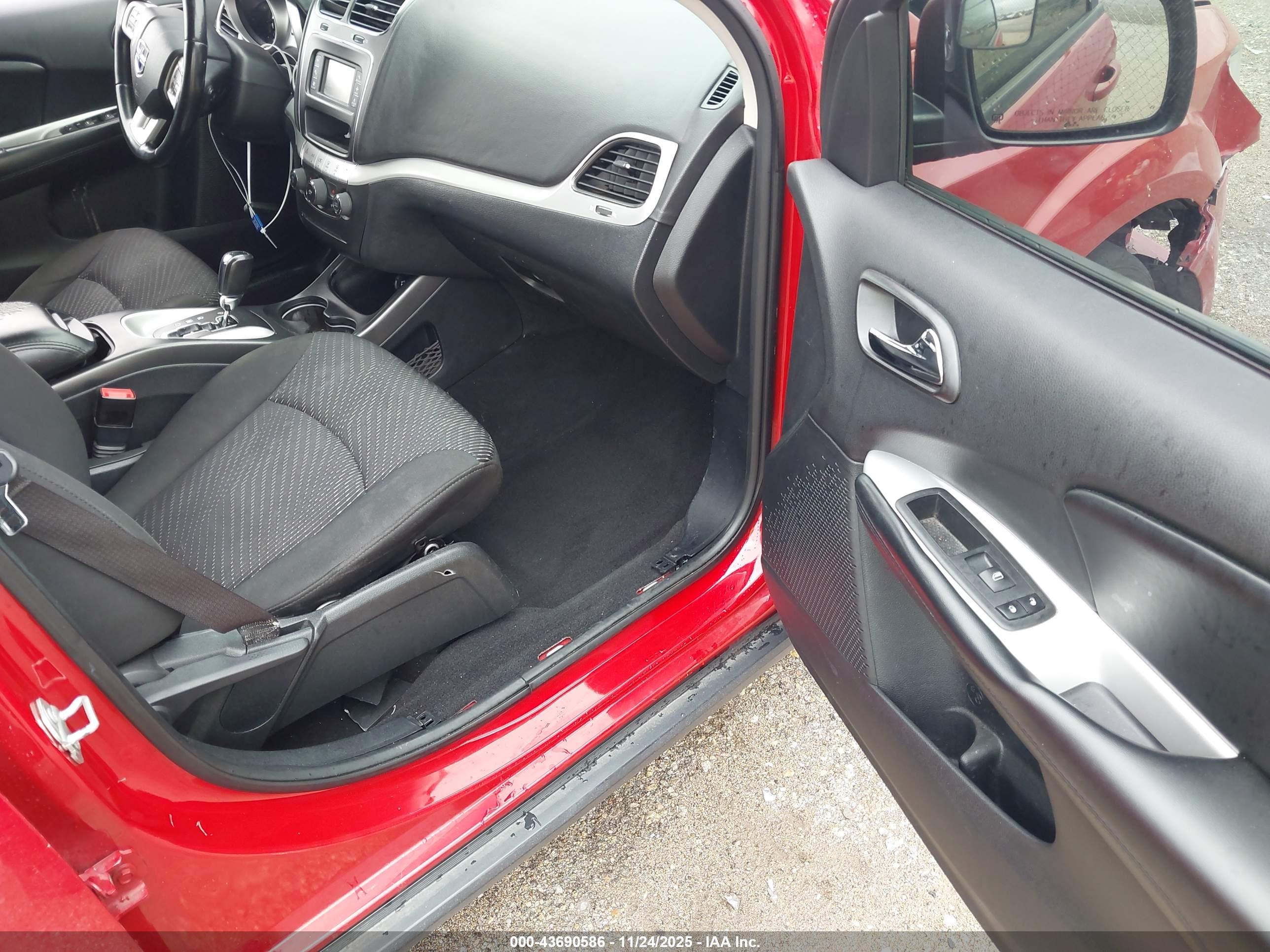 DODGE JOURNEY image 5