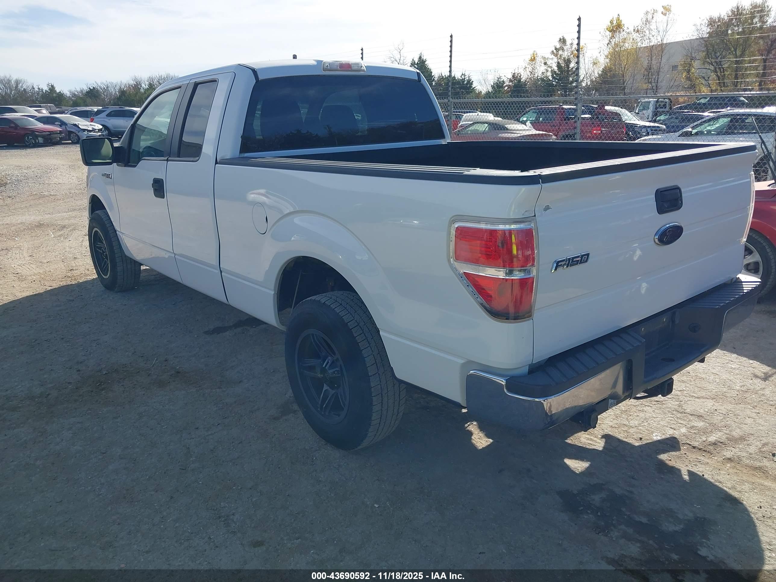 FORD F-150 image 3