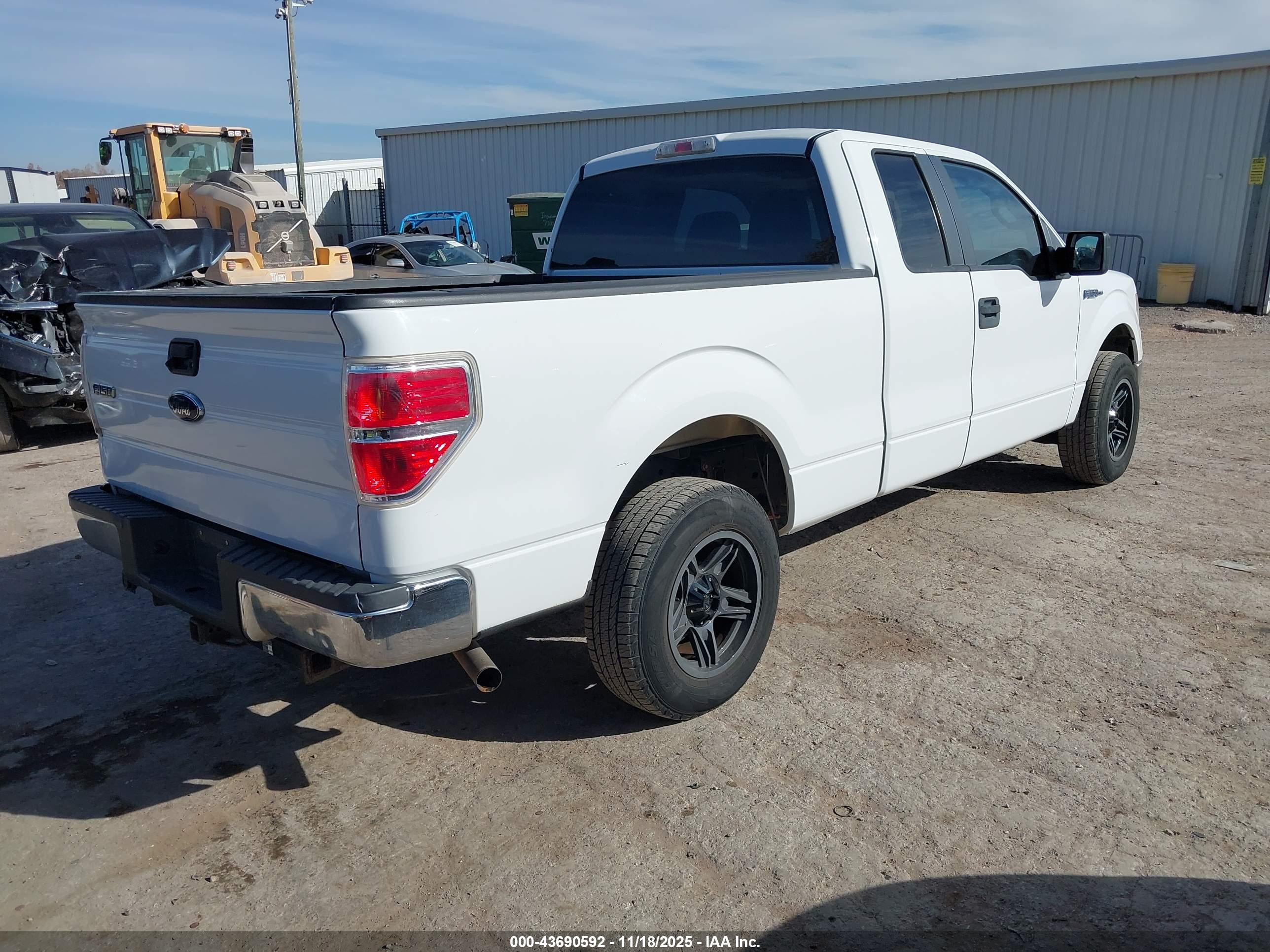 FORD F-150 image 4