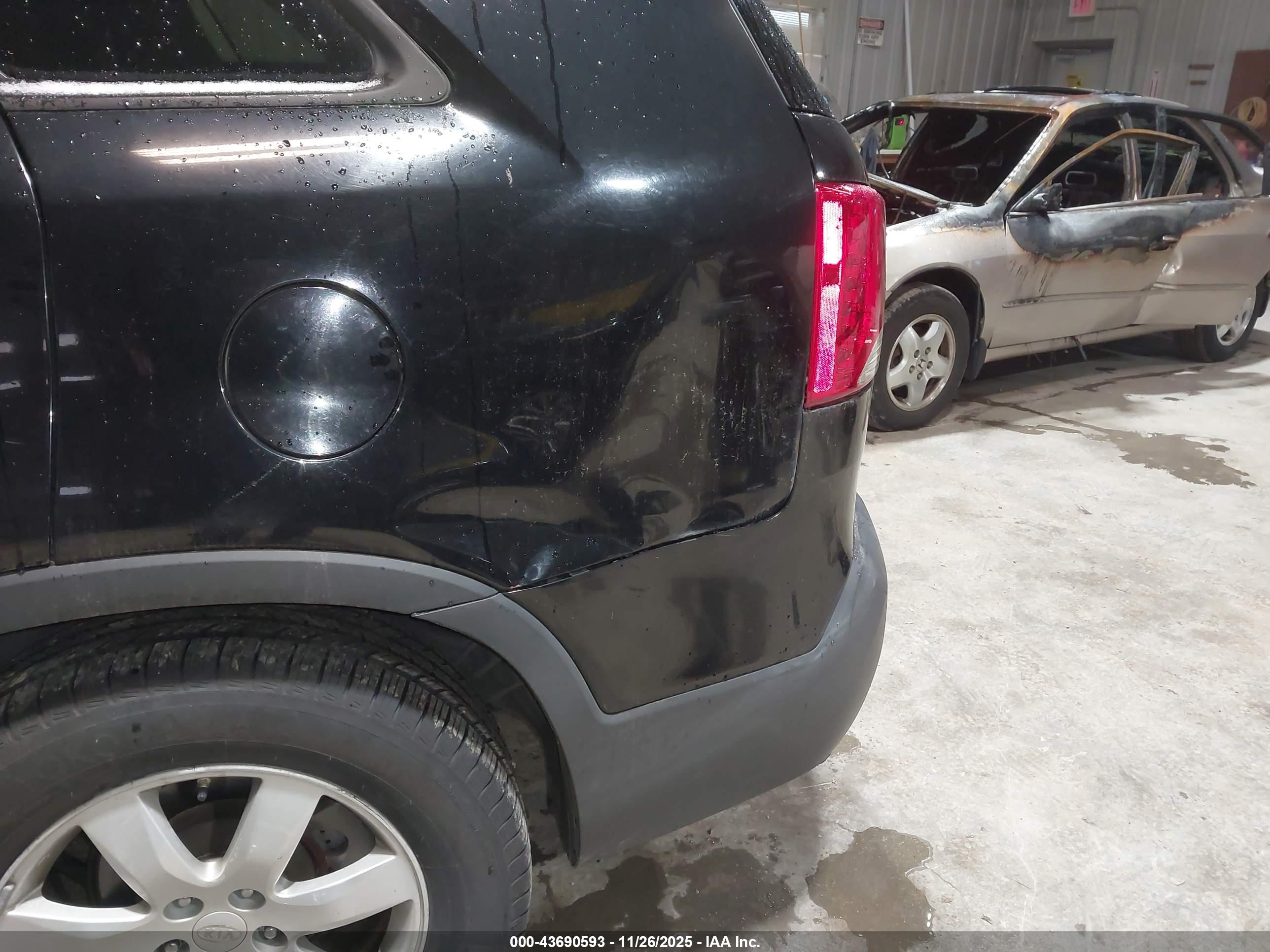 KIA SORENTO image 6