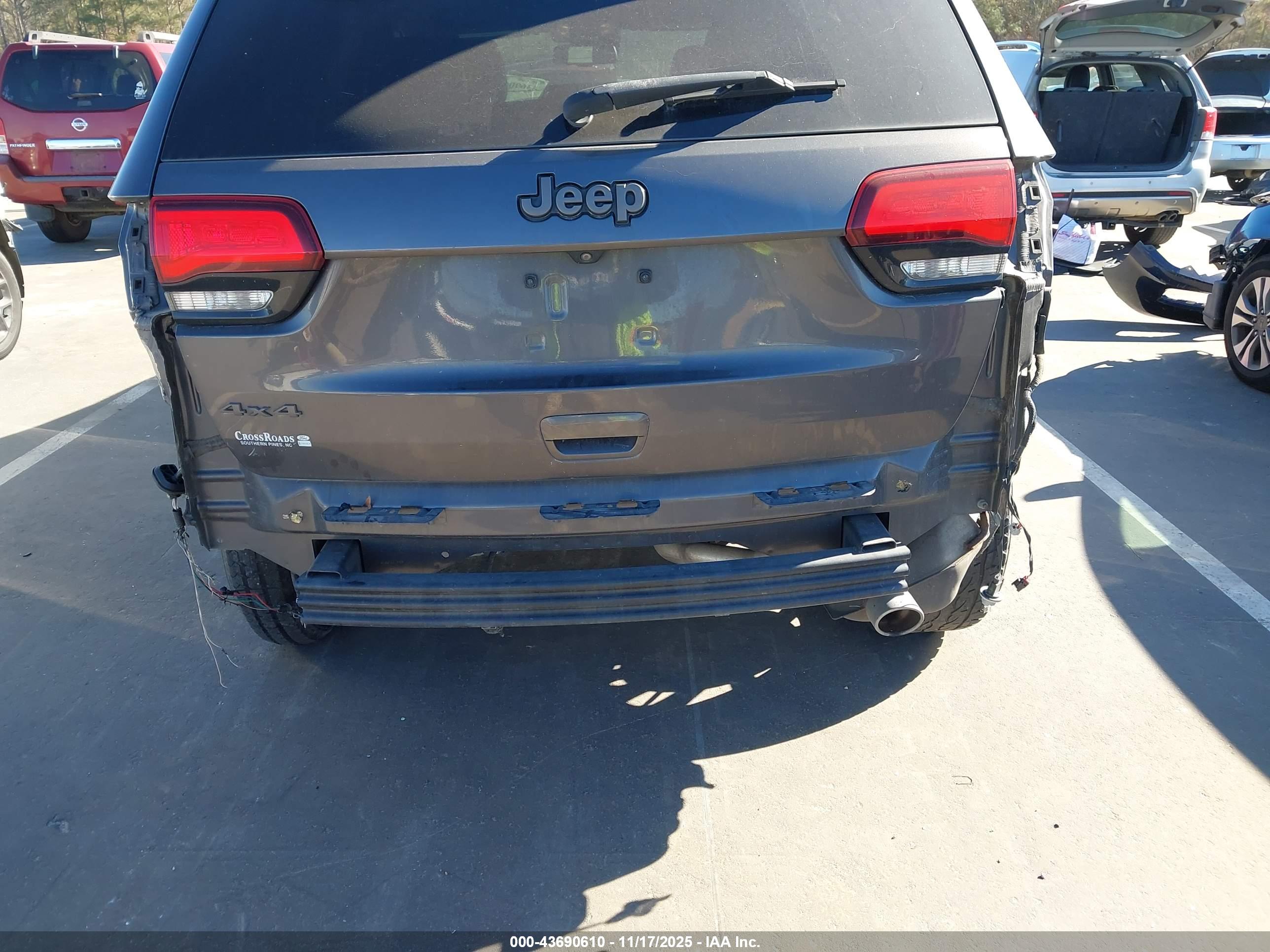 JEEP GRAND image 6
