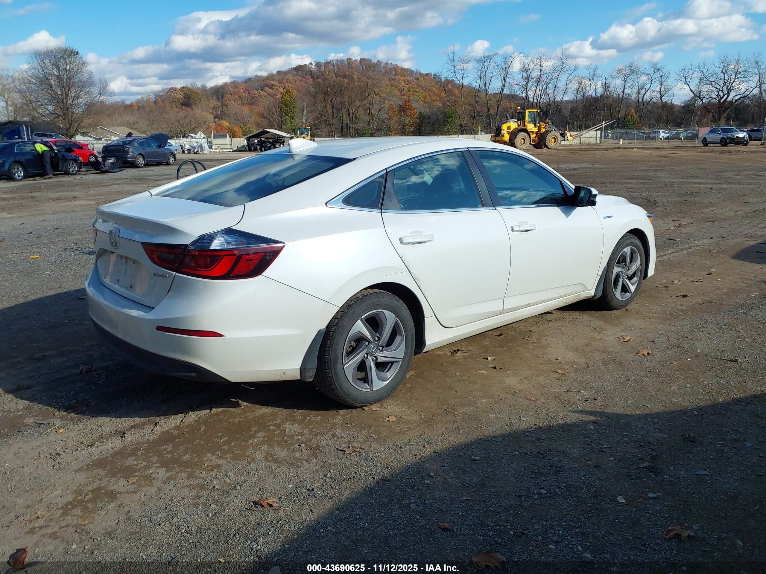HONDA INSIGHT image 4