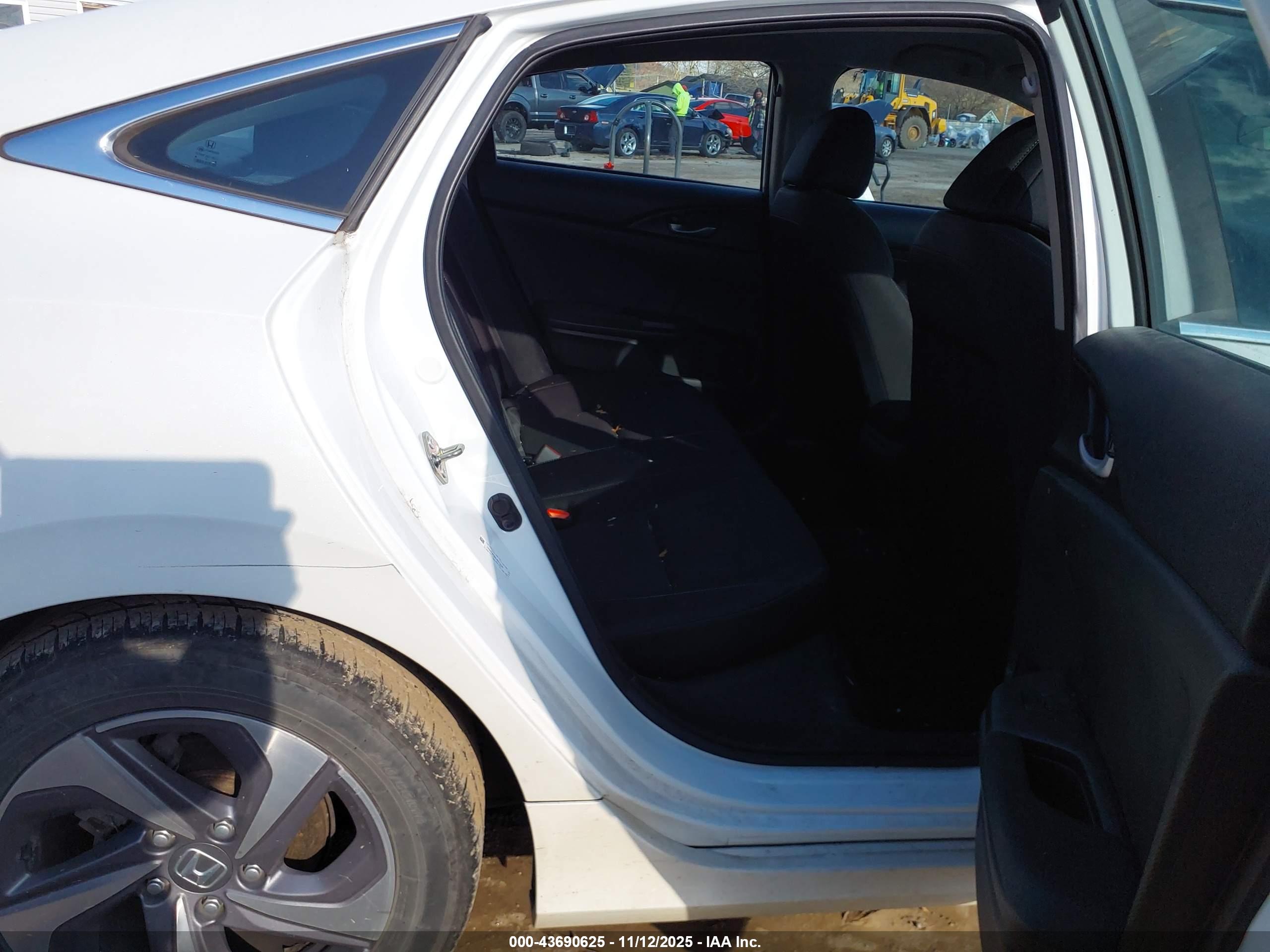 HONDA INSIGHT image 8