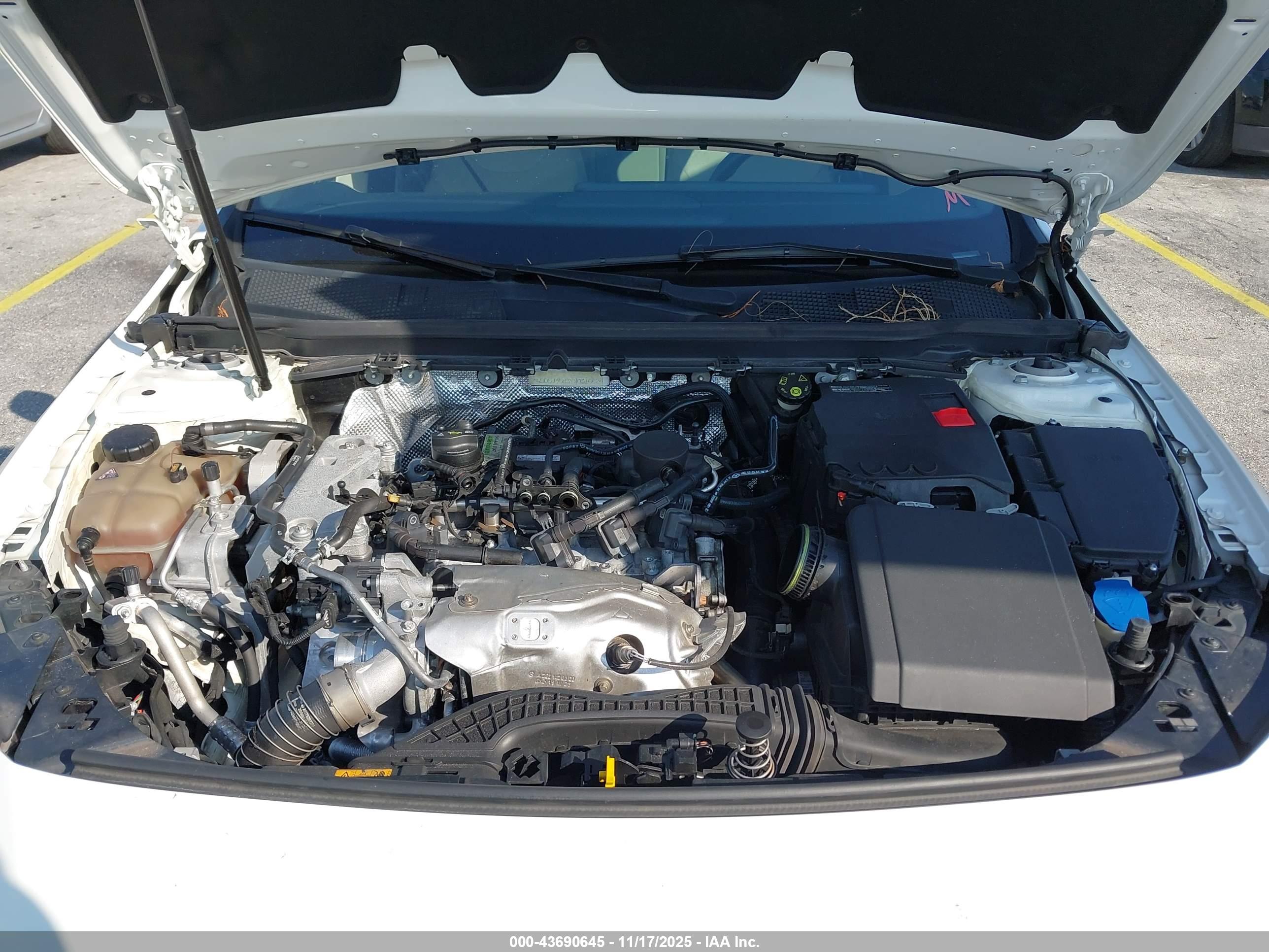 MERCEDES-BENZ CLA image 10
