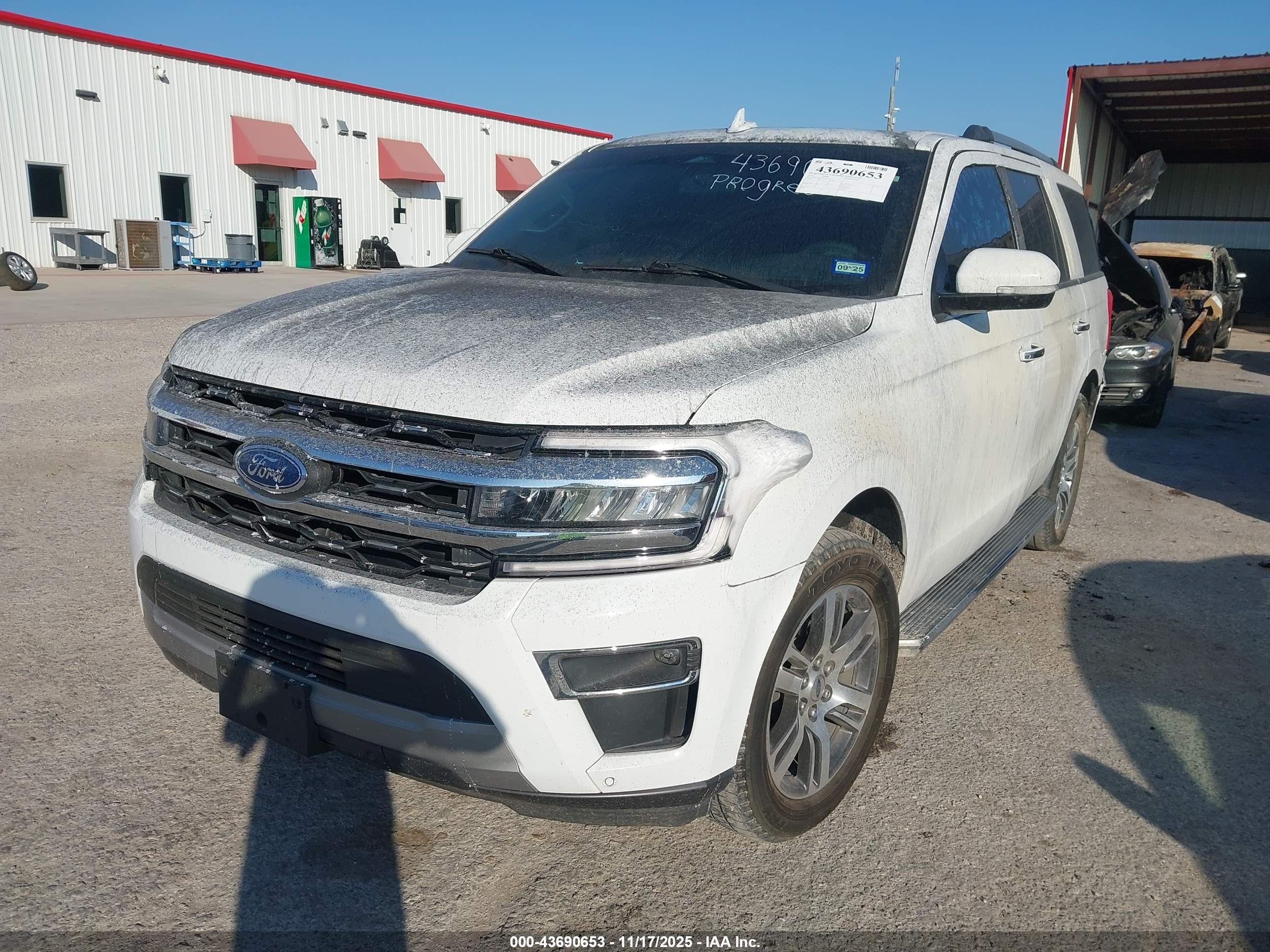 FORD EXPEDITION image 2