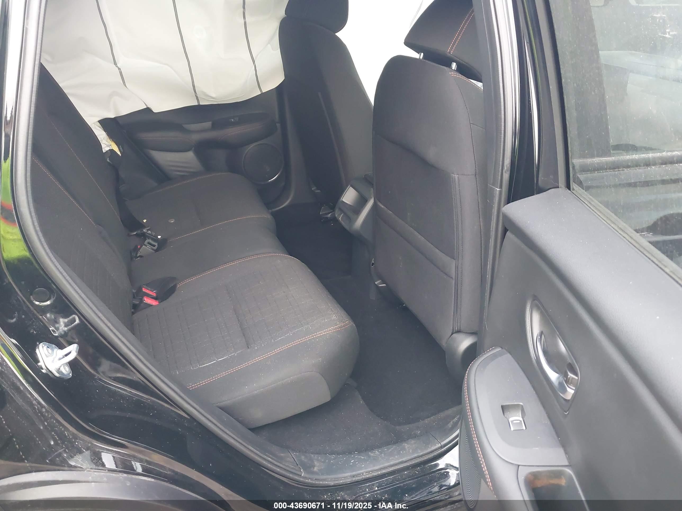 HONDA HR-V image 8