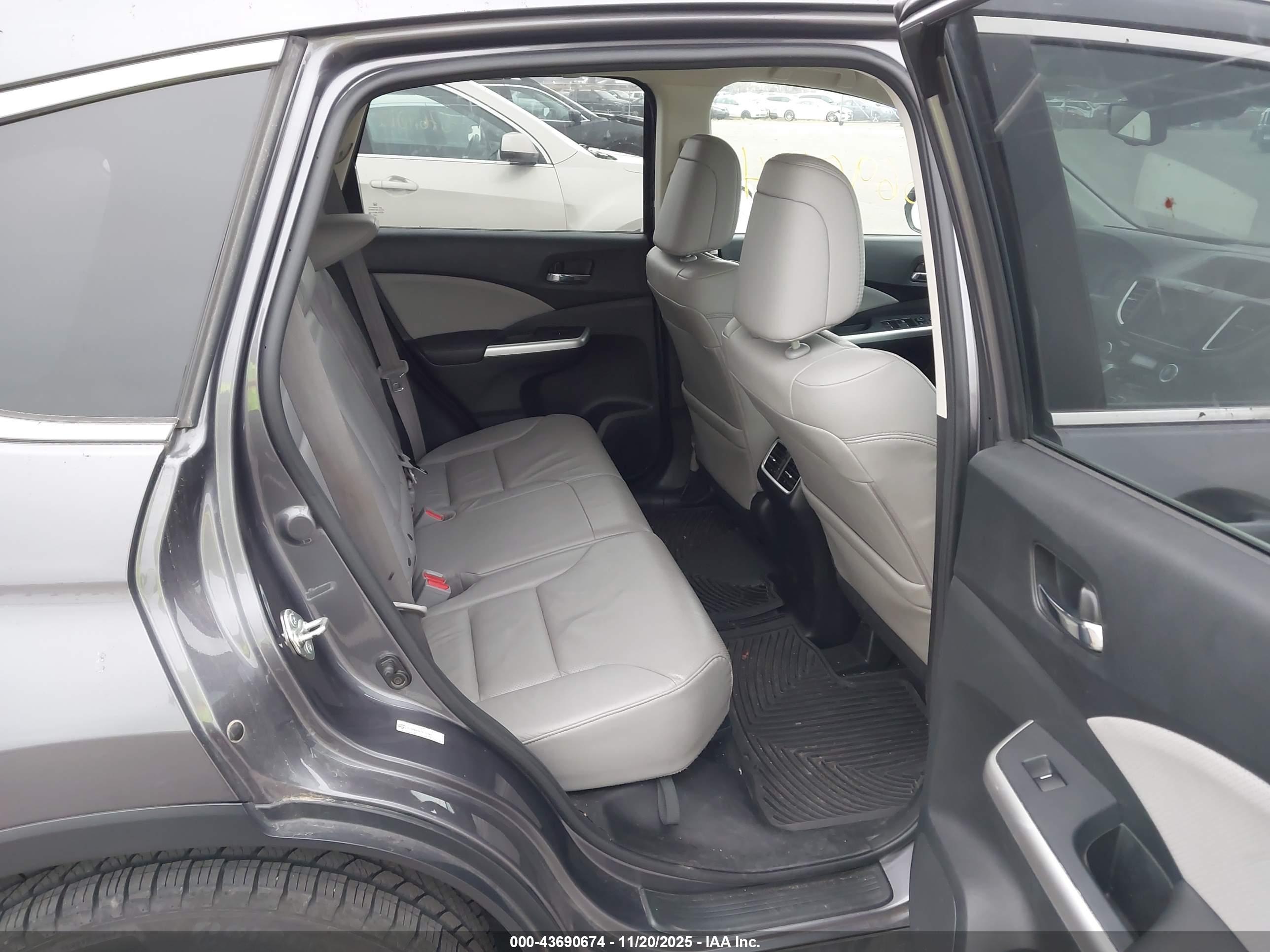 HONDA CR-V image 8