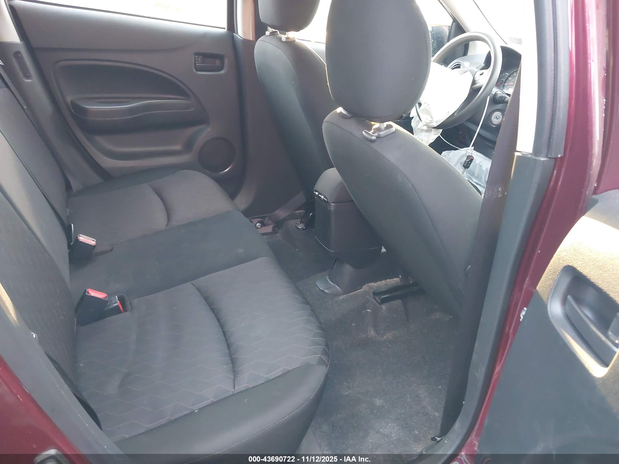 MITSUBISHI MIRAGE image 8