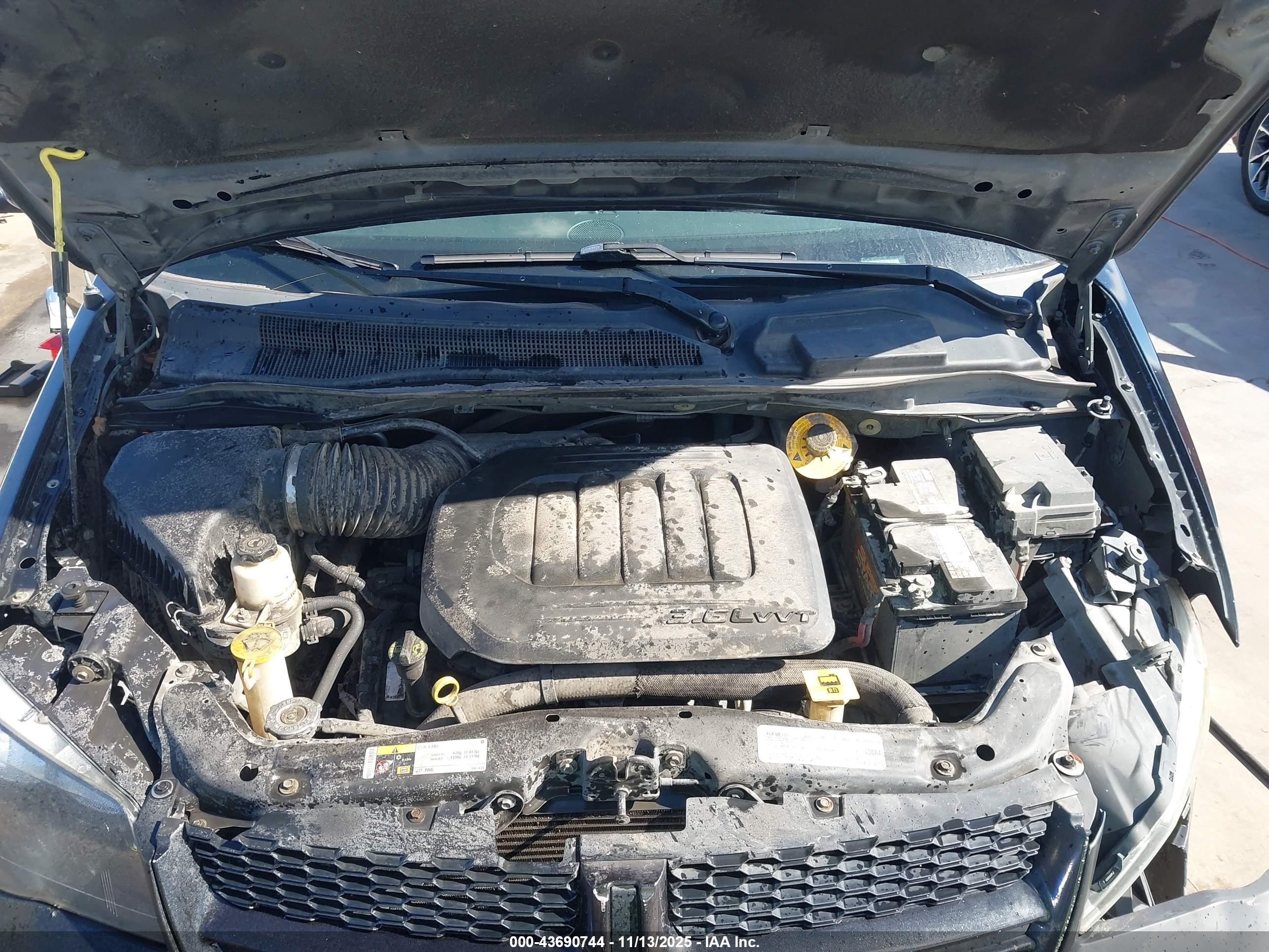DODGE GRAND image 10