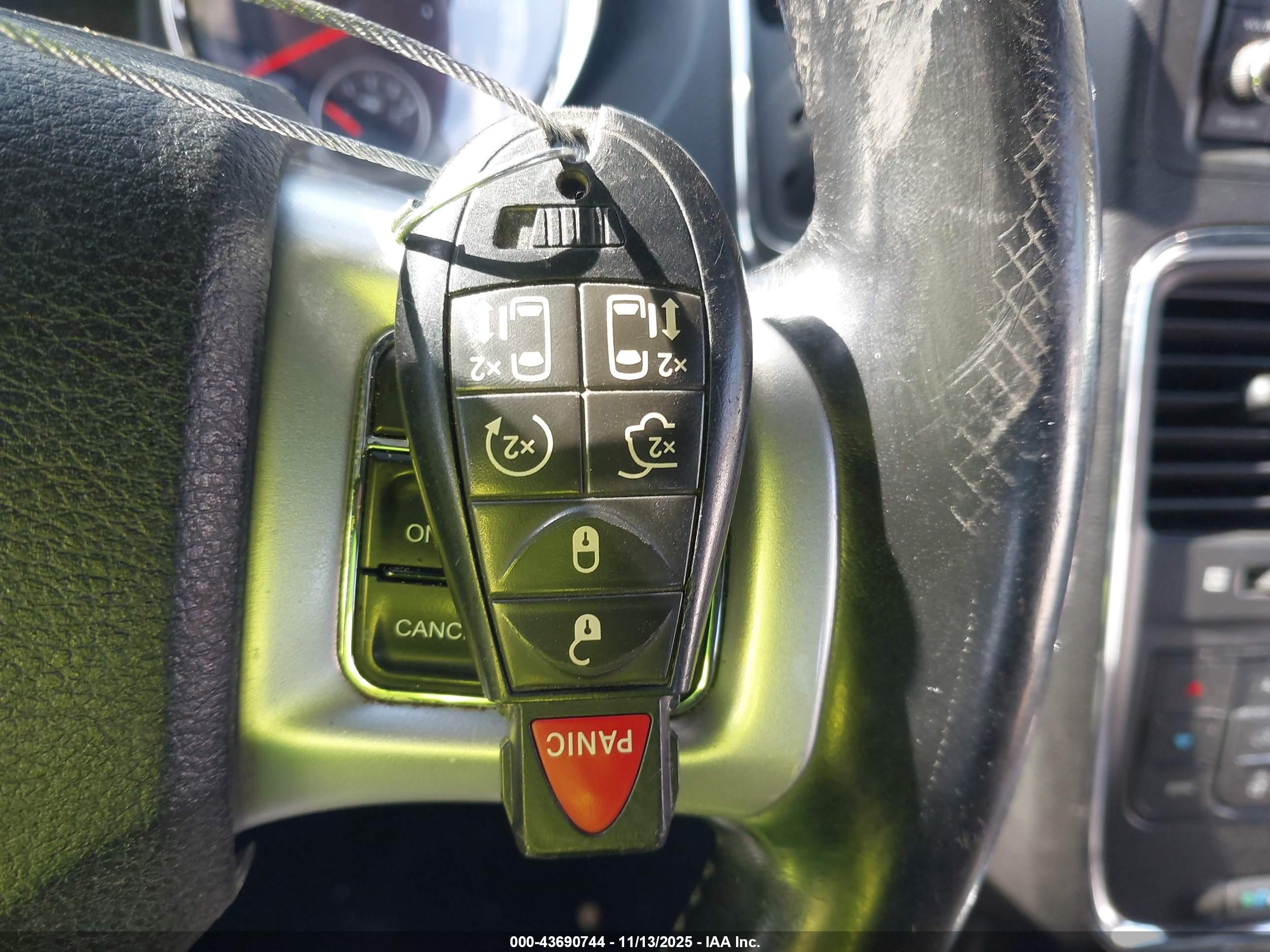 DODGE GRAND image 11