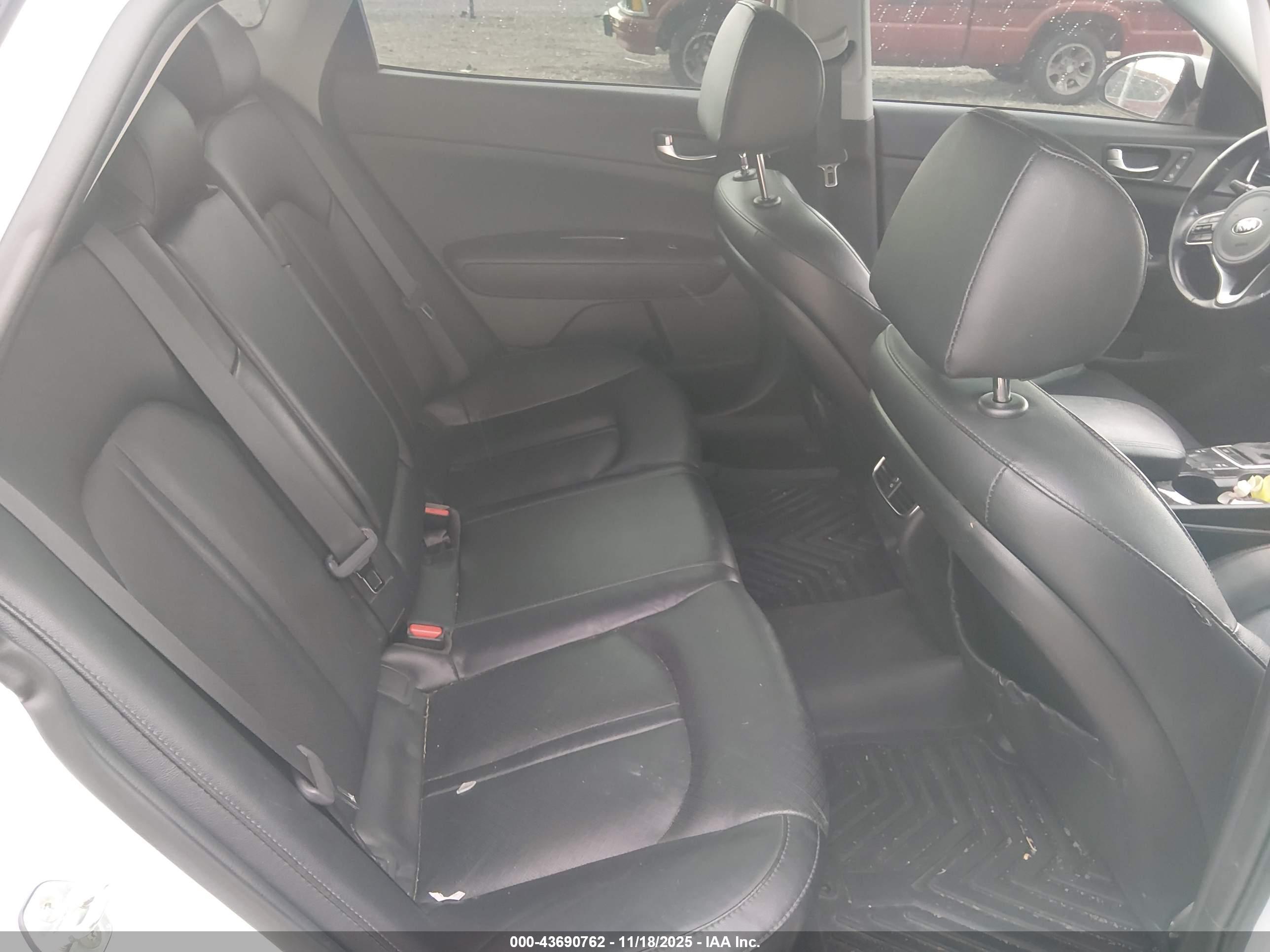 KIA OPTIMA image 8