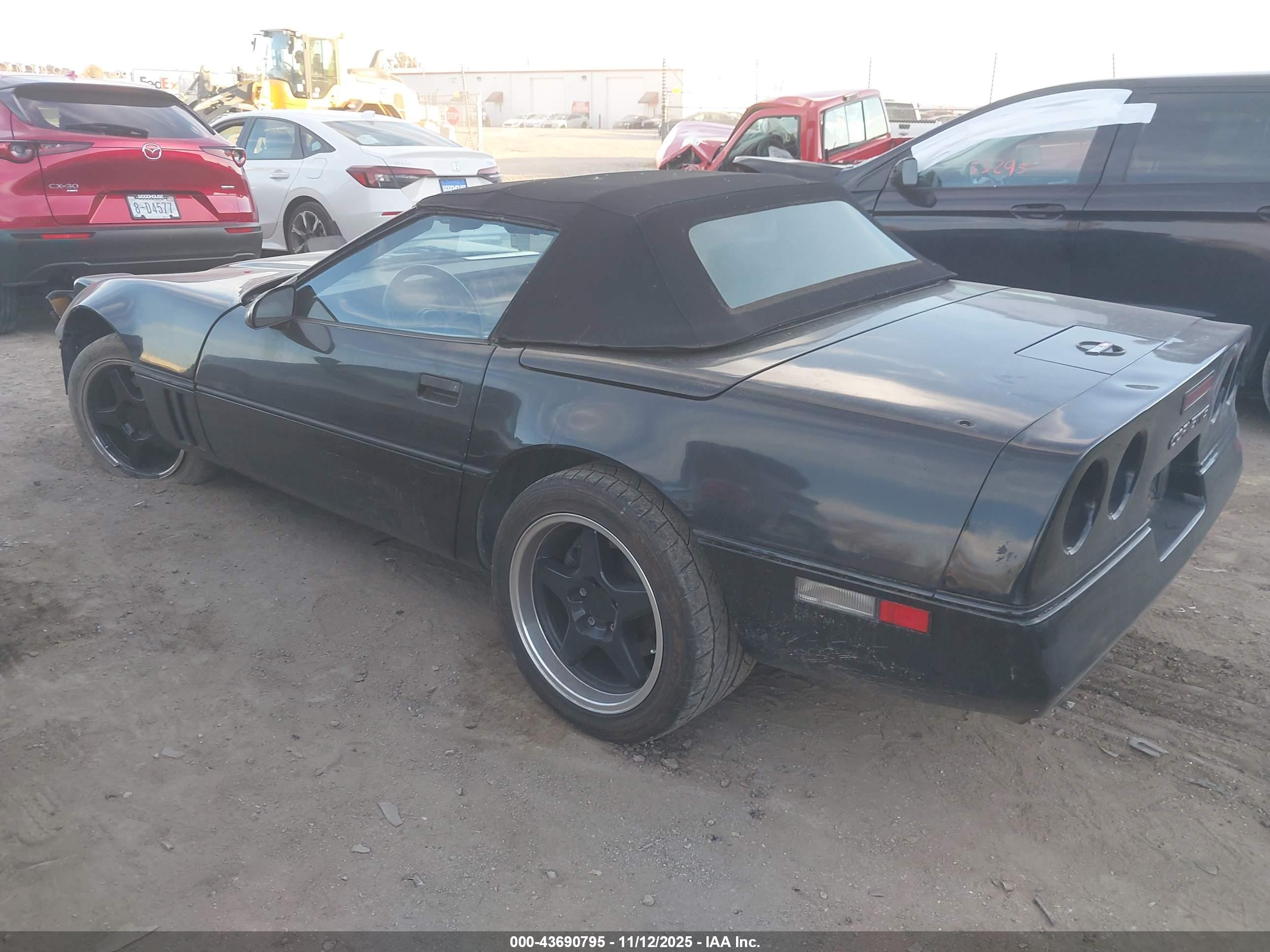 CHEVROLET CORVETTE image 3