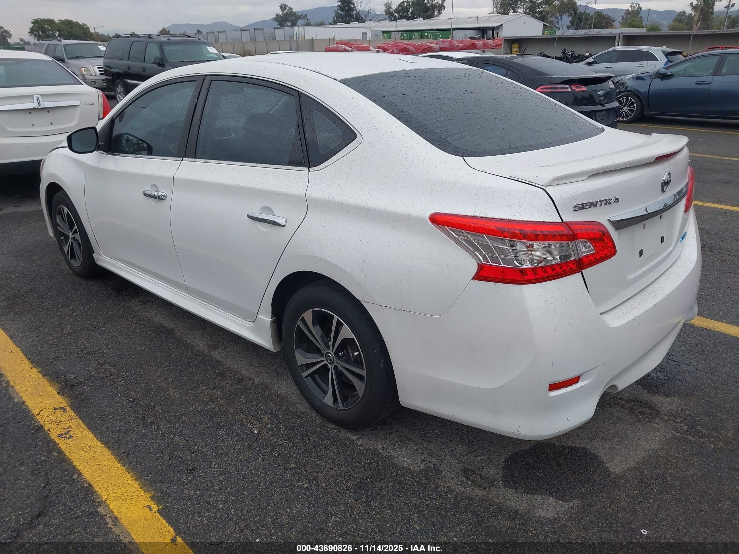 NISSAN SENTRA image 3