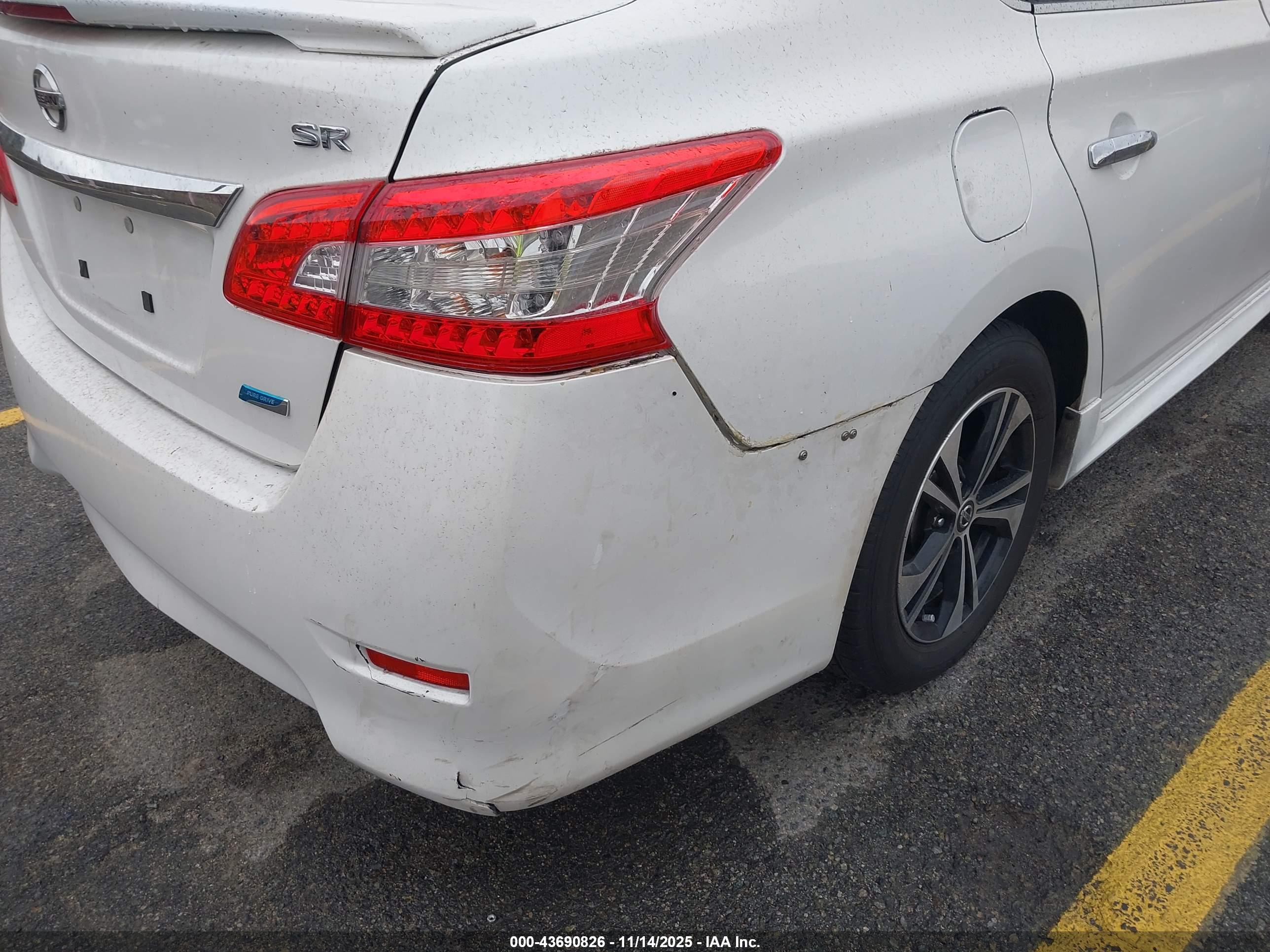 NISSAN SENTRA image 6