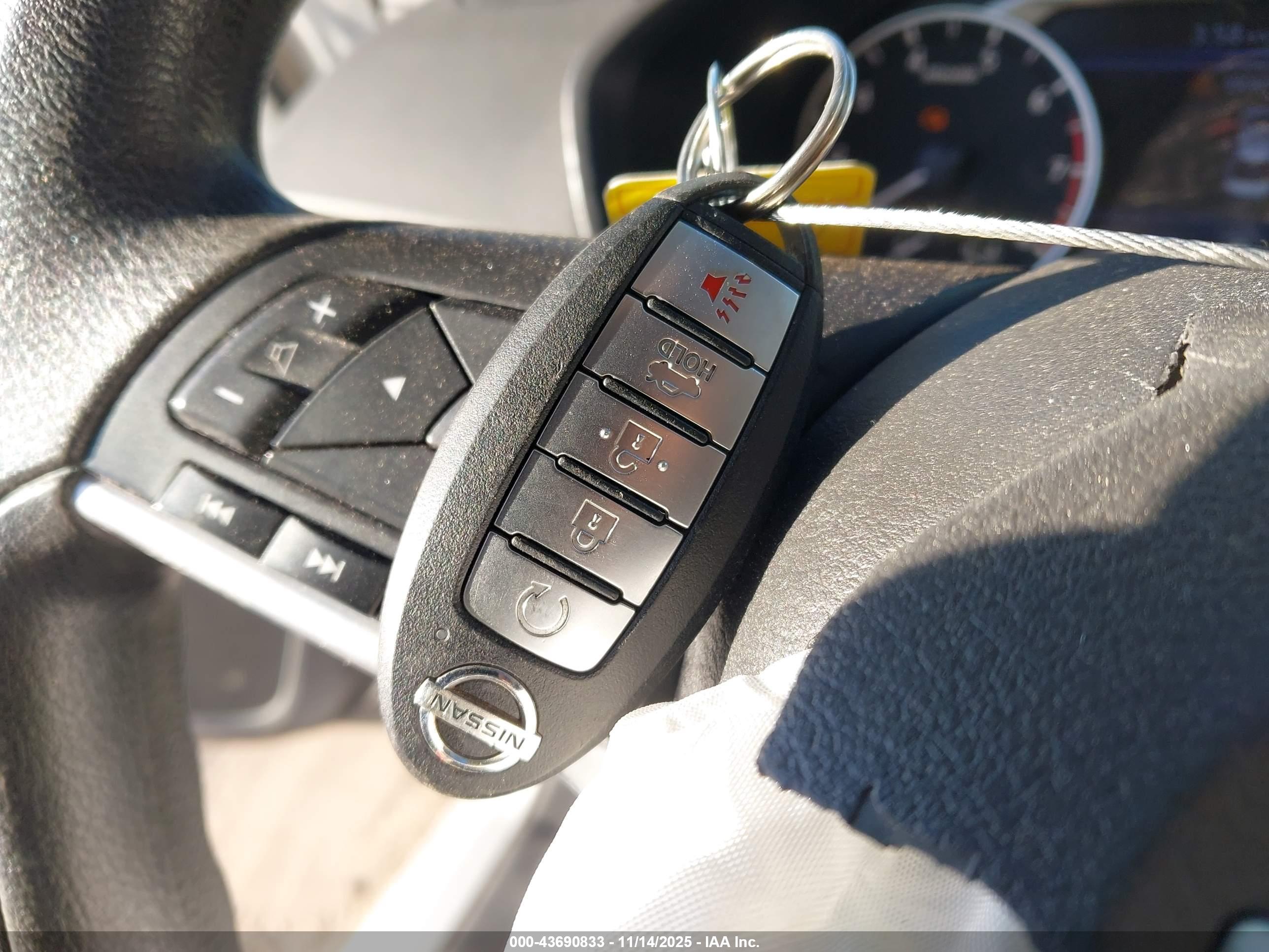 NISSAN ALTIMA image 11