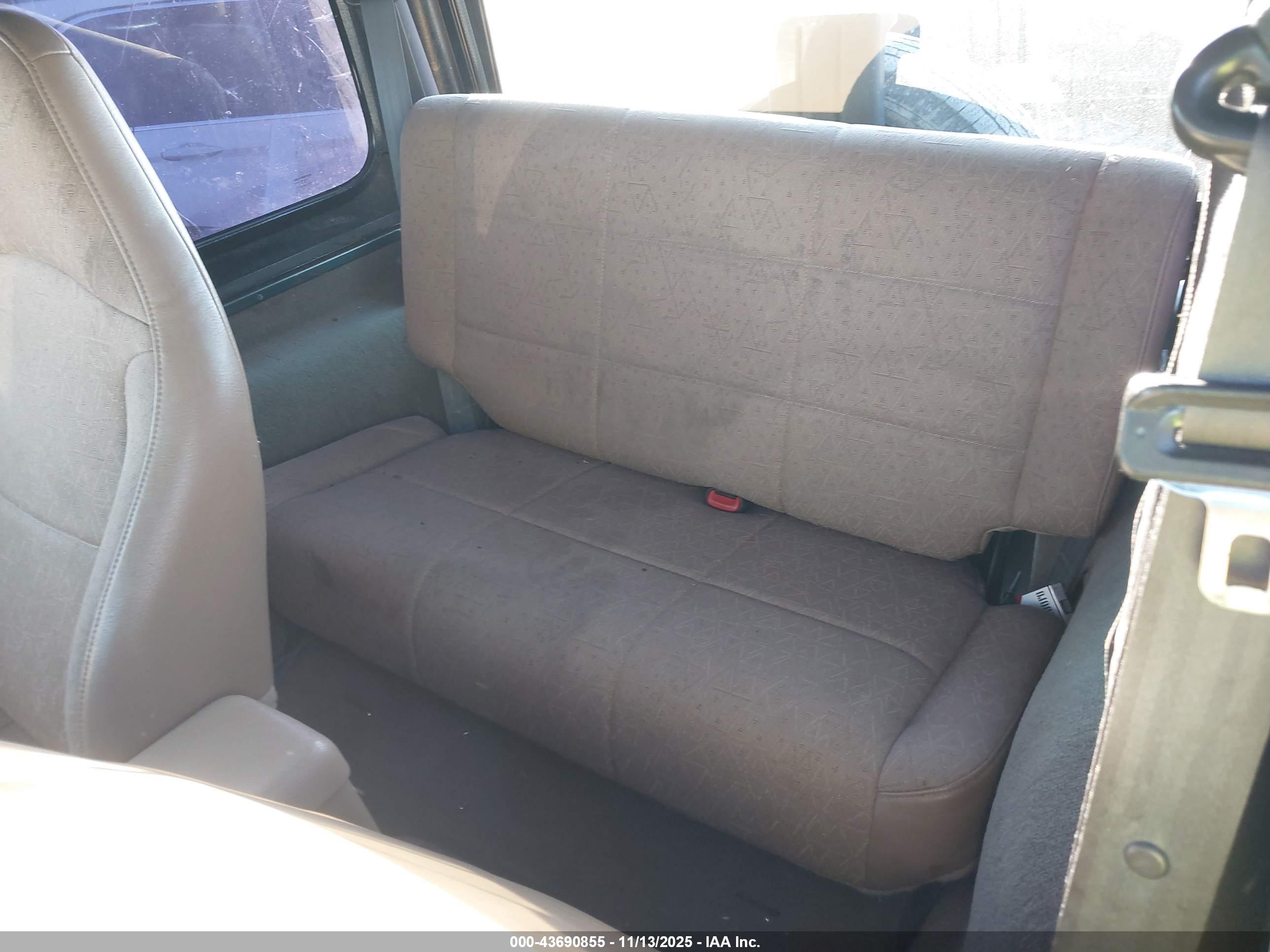 JEEP WRANGLER image 8