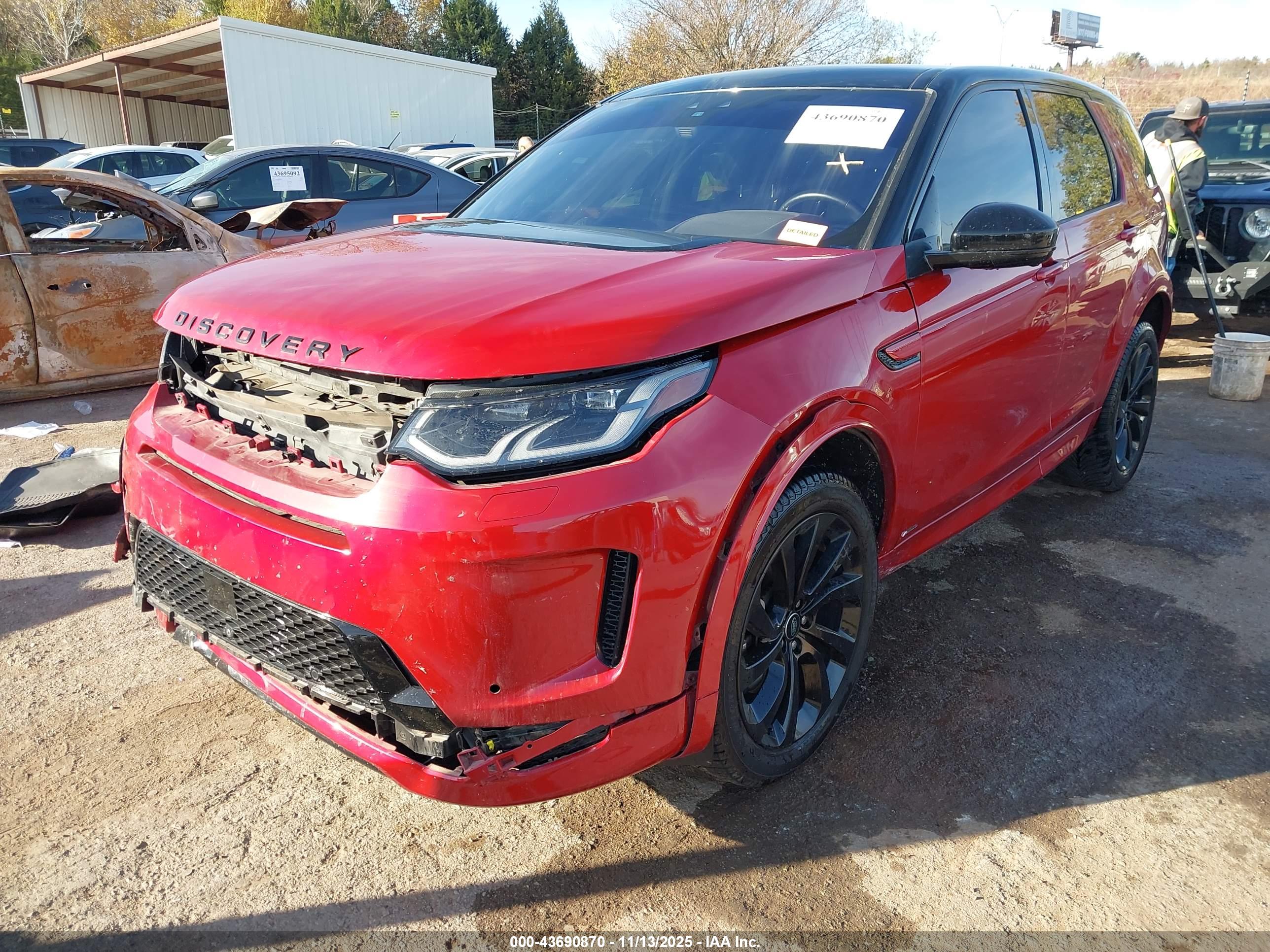 LAND ROVER image 2