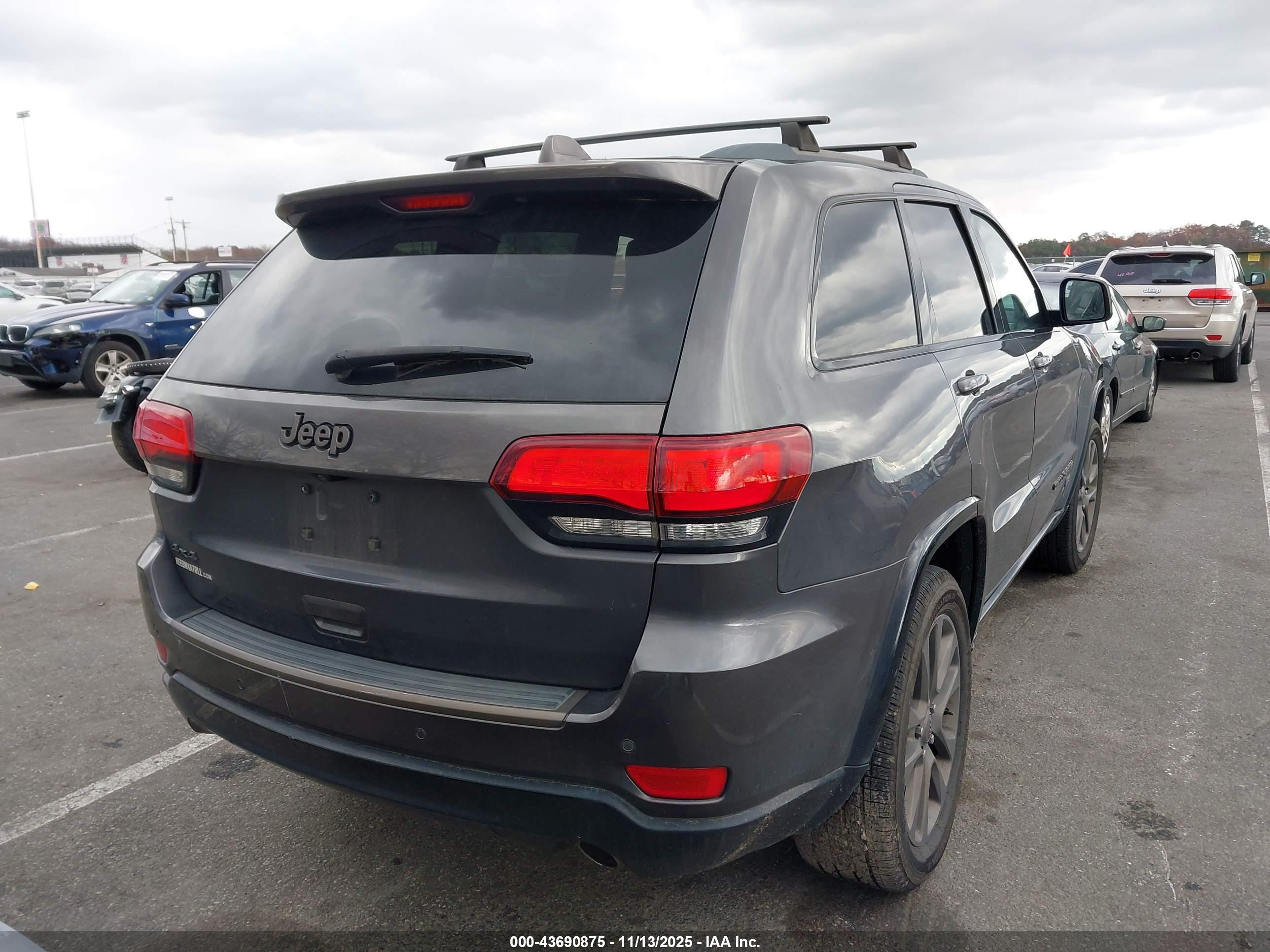 JEEP GRAND image 4