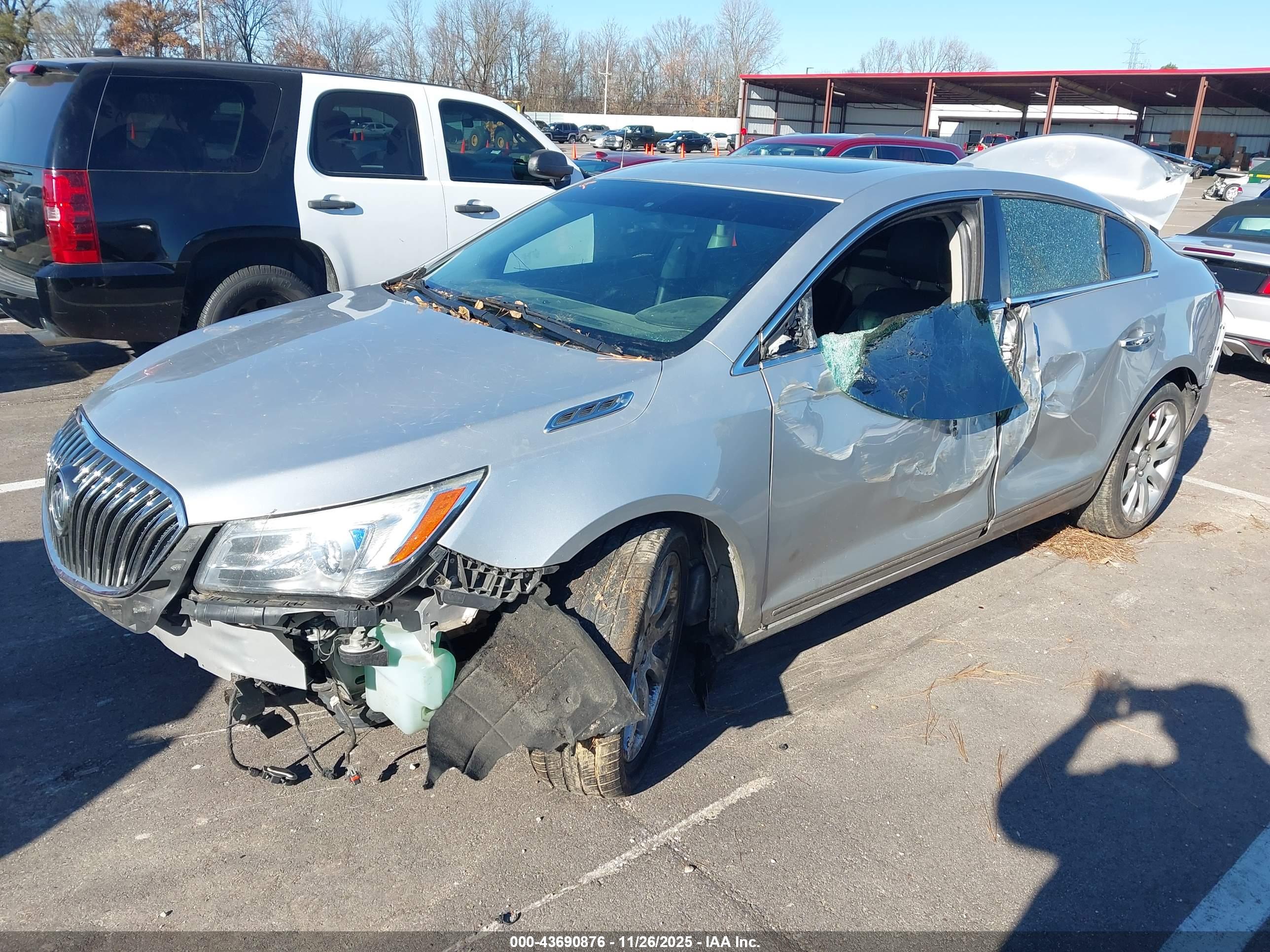 BUICK LACROSSE image 2
