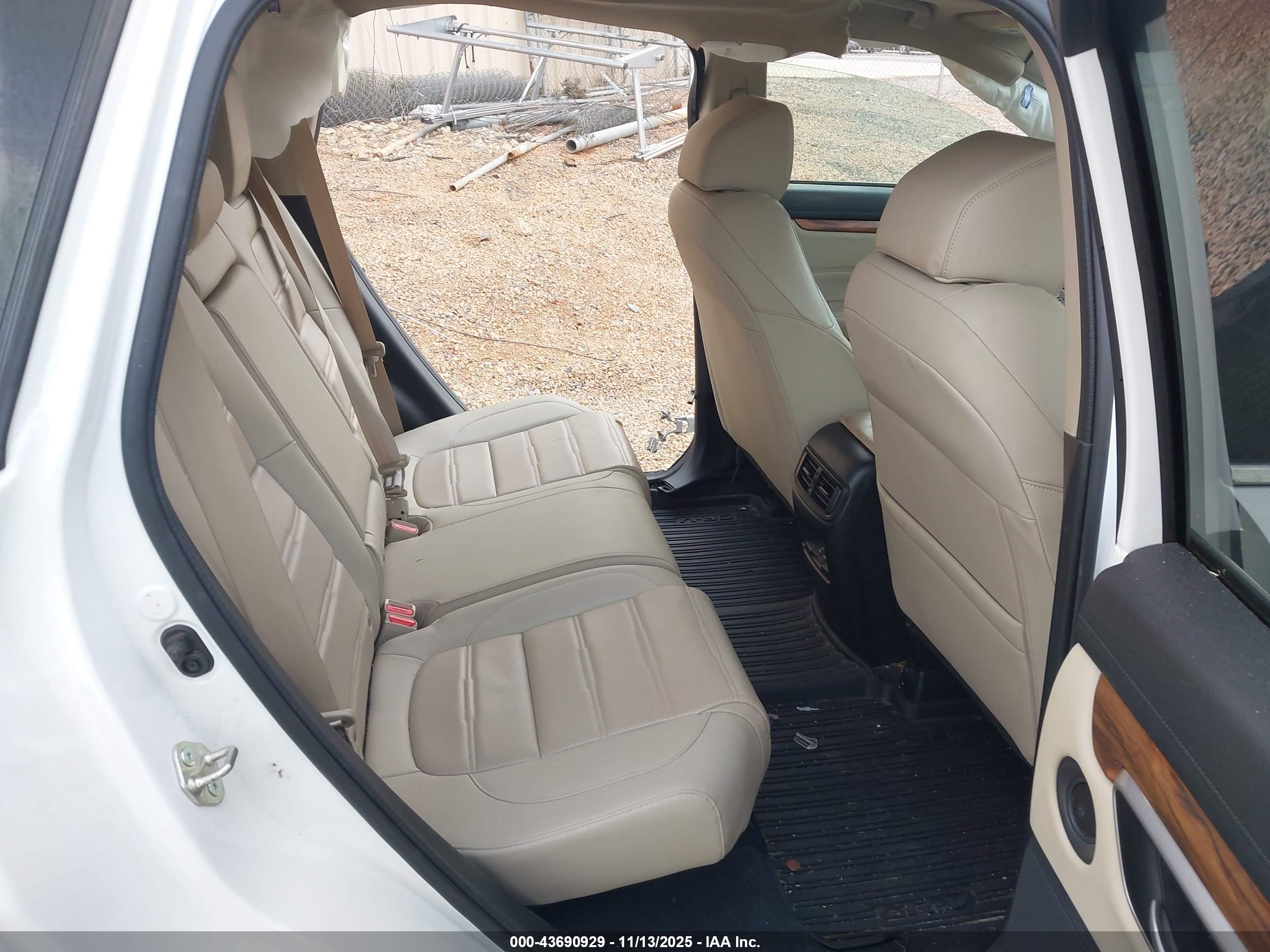 HONDA CR-V image 8