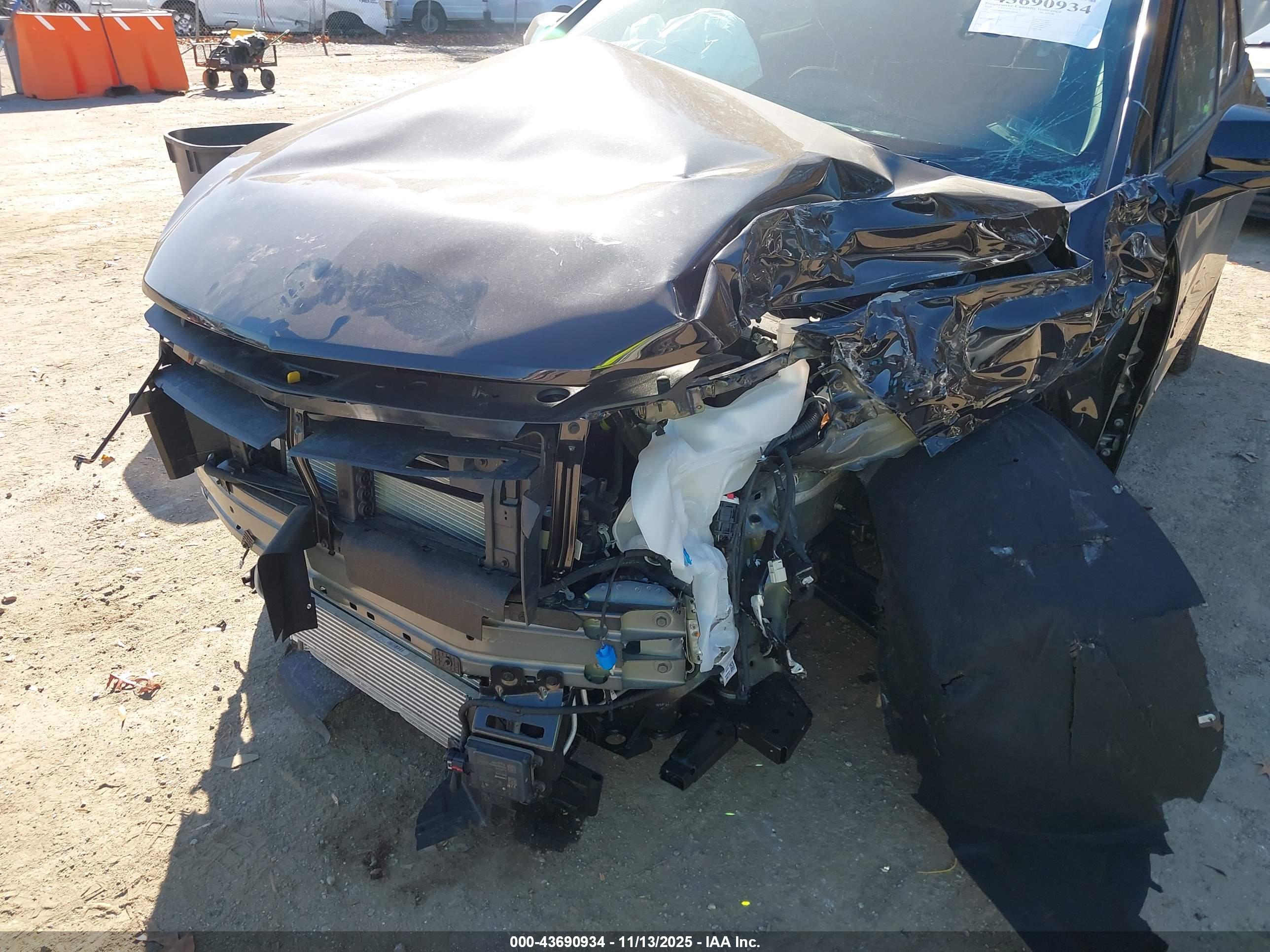 CHEVROLET BLAZER image 6
