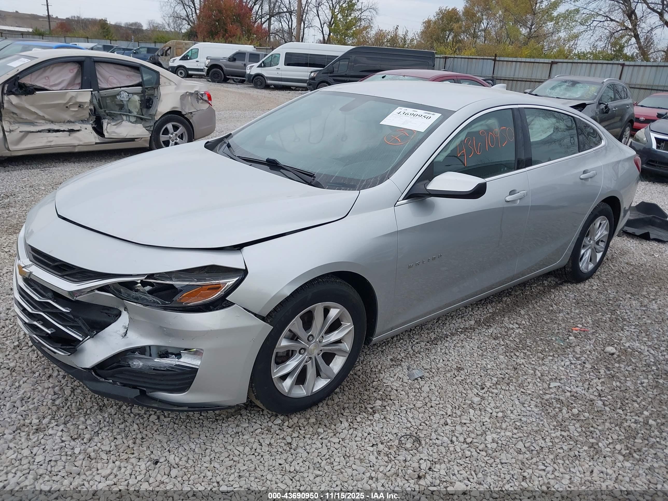 CHEVROLET MALIBU image 2