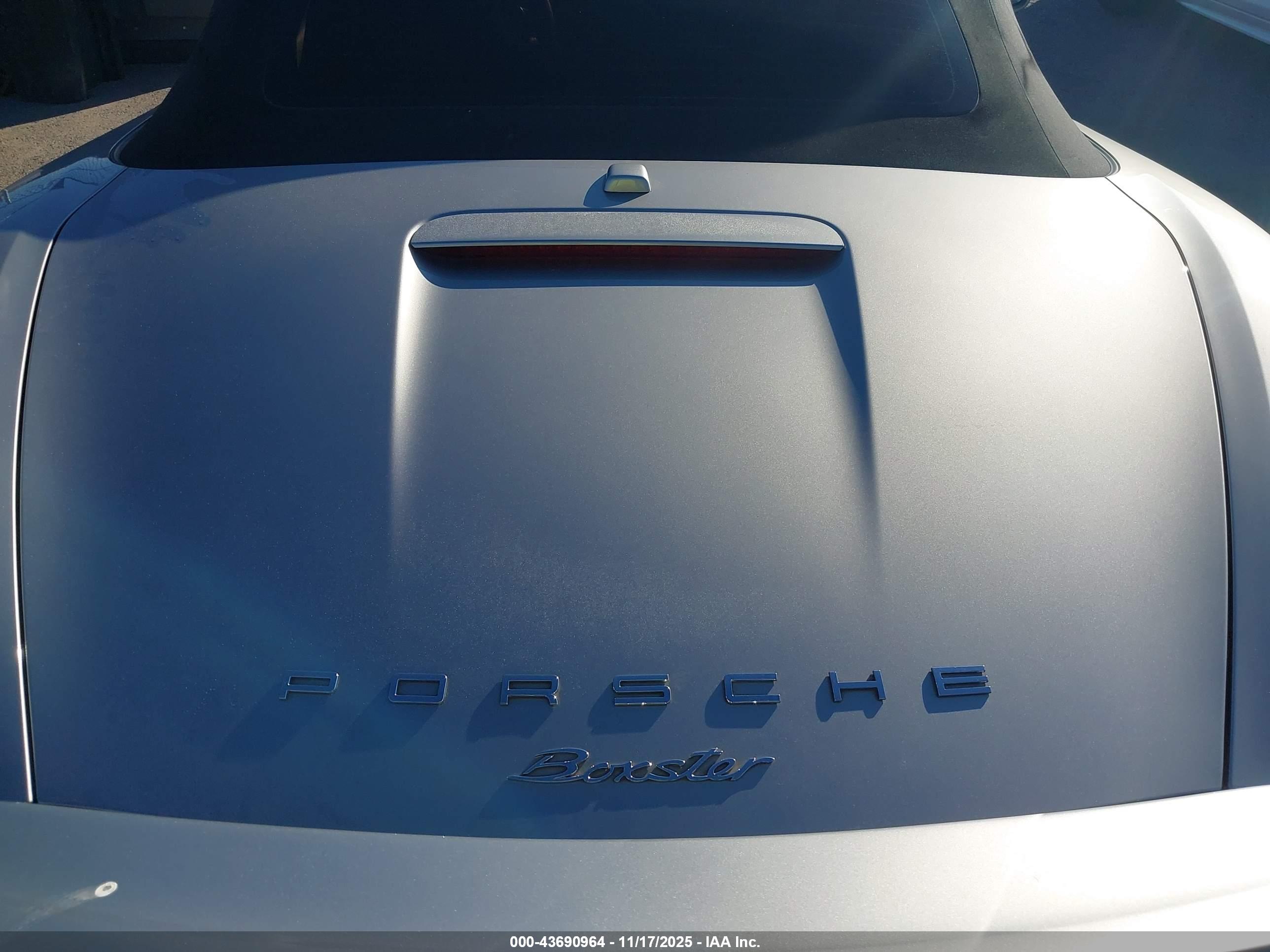 PORSCHE BOXSTER image 10