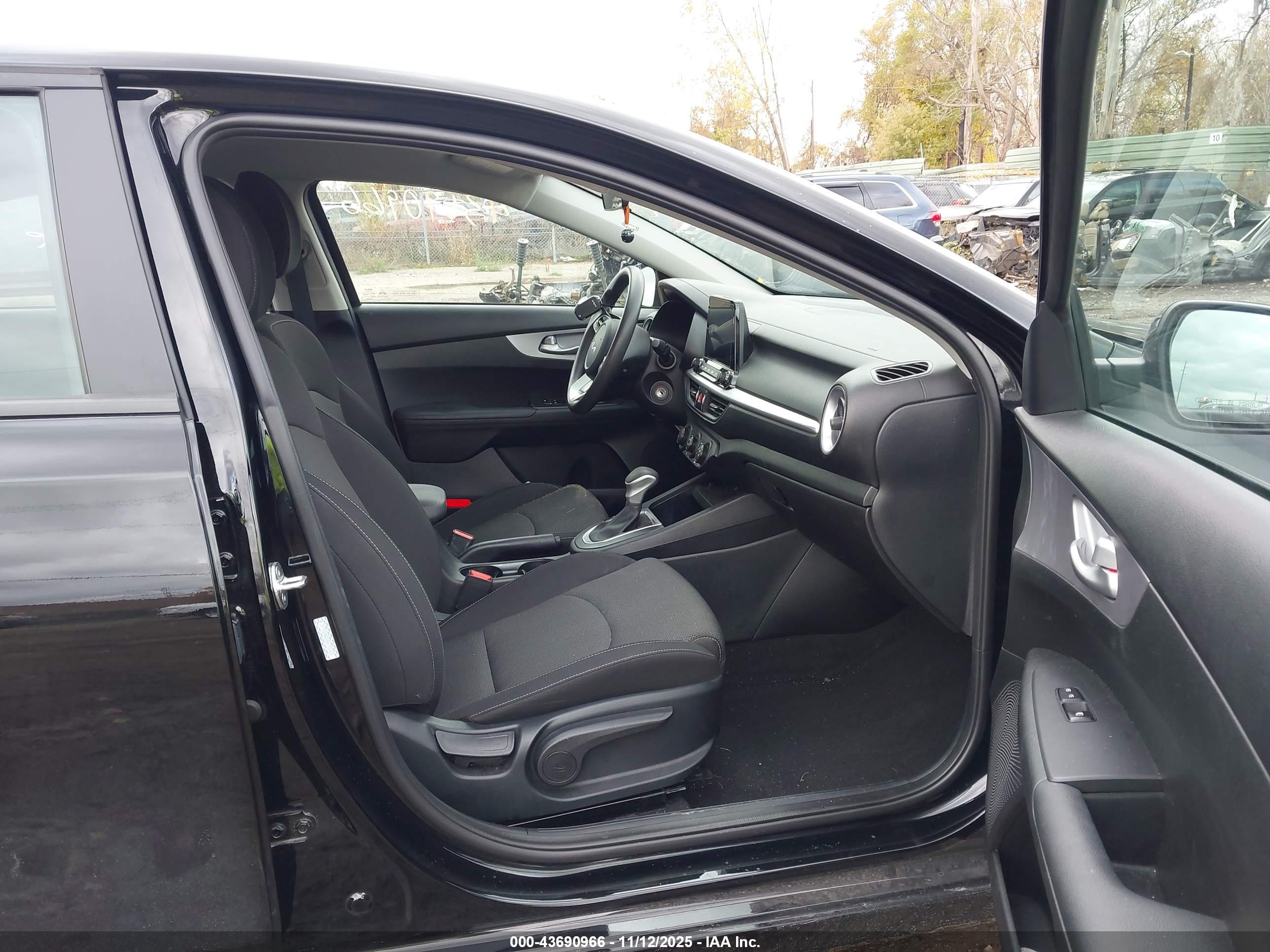 KIA FORTE image 5