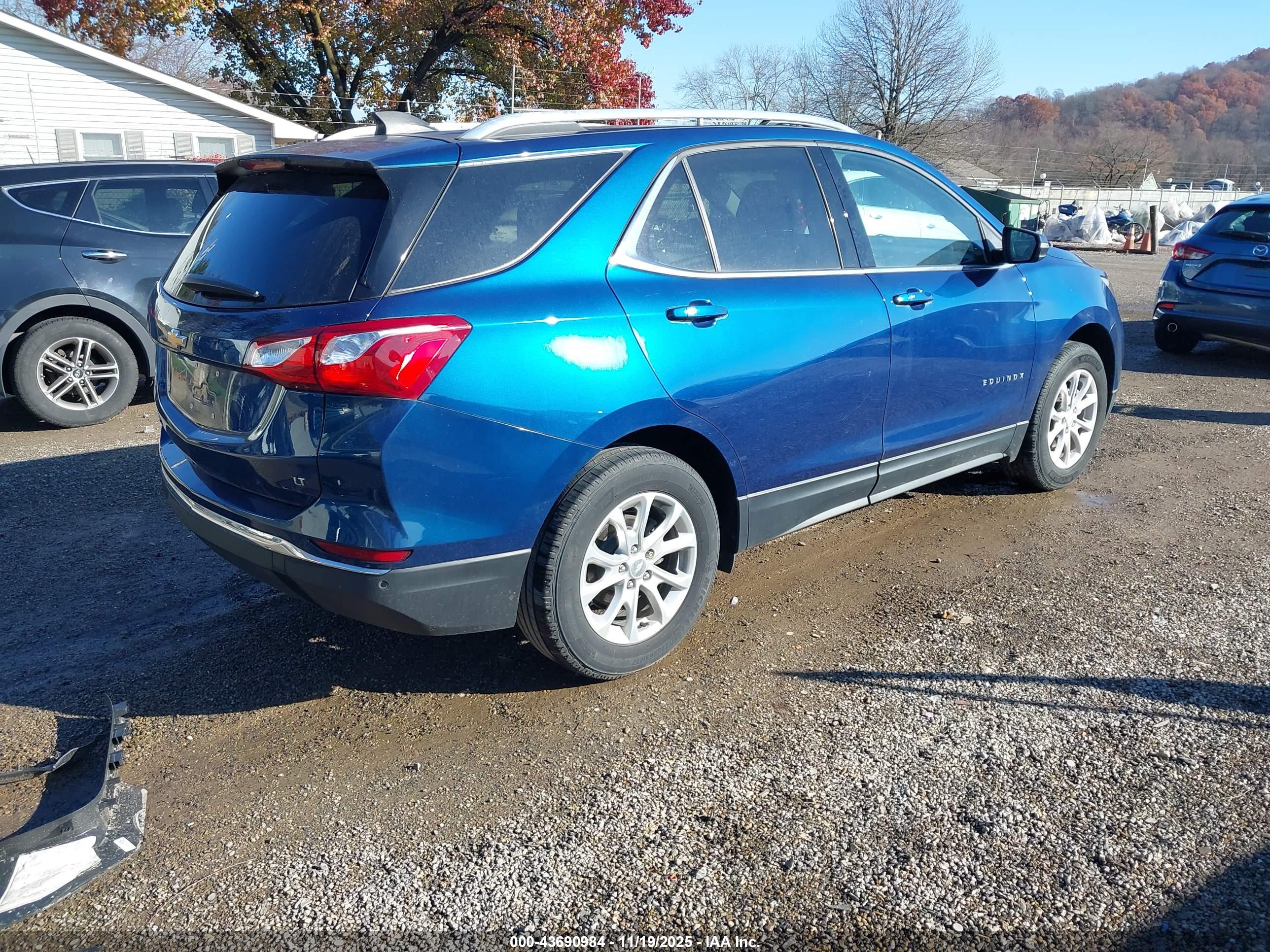 CHEVROLET EQUINOX image 4