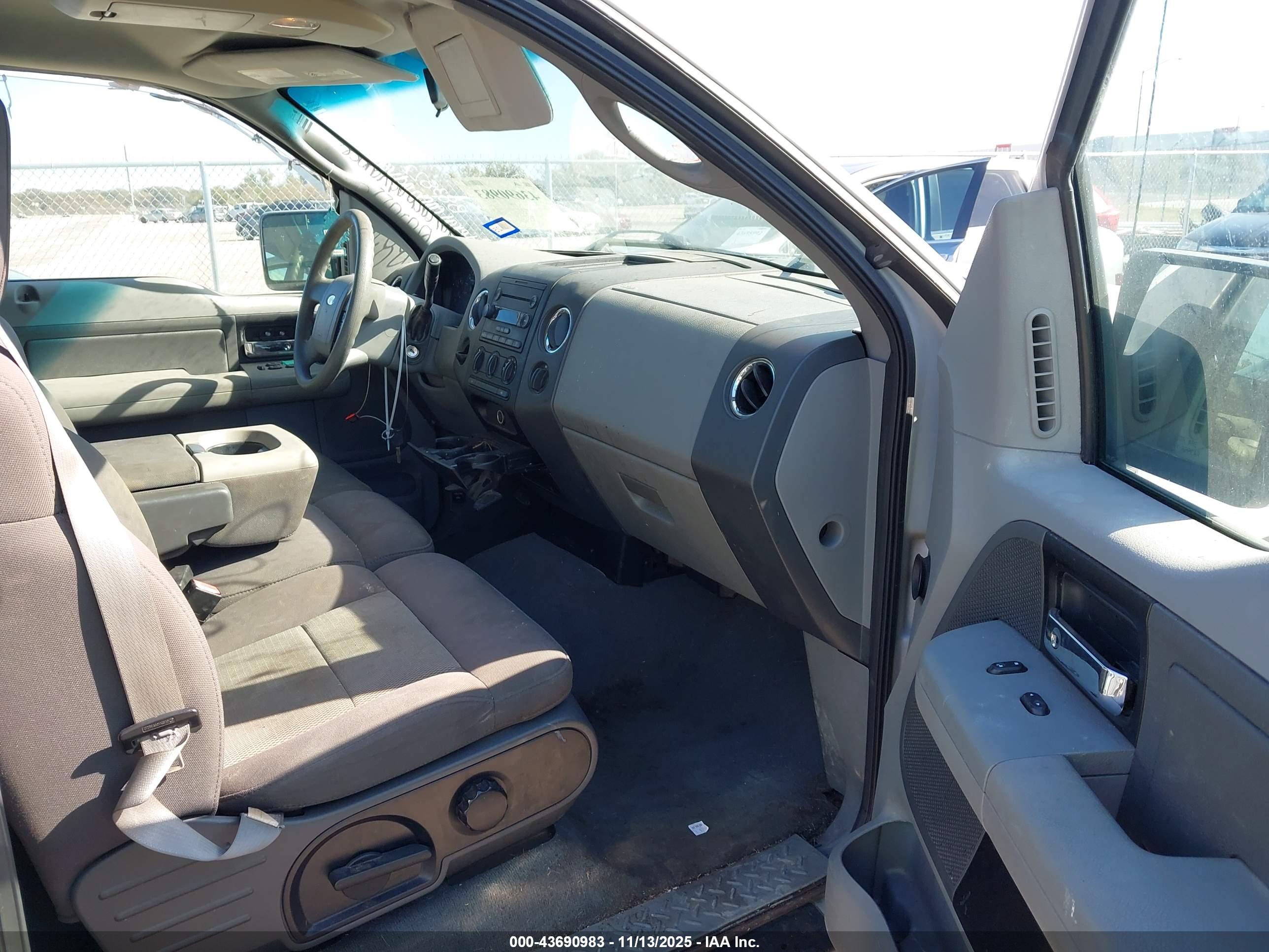 FORD F-150 image 5