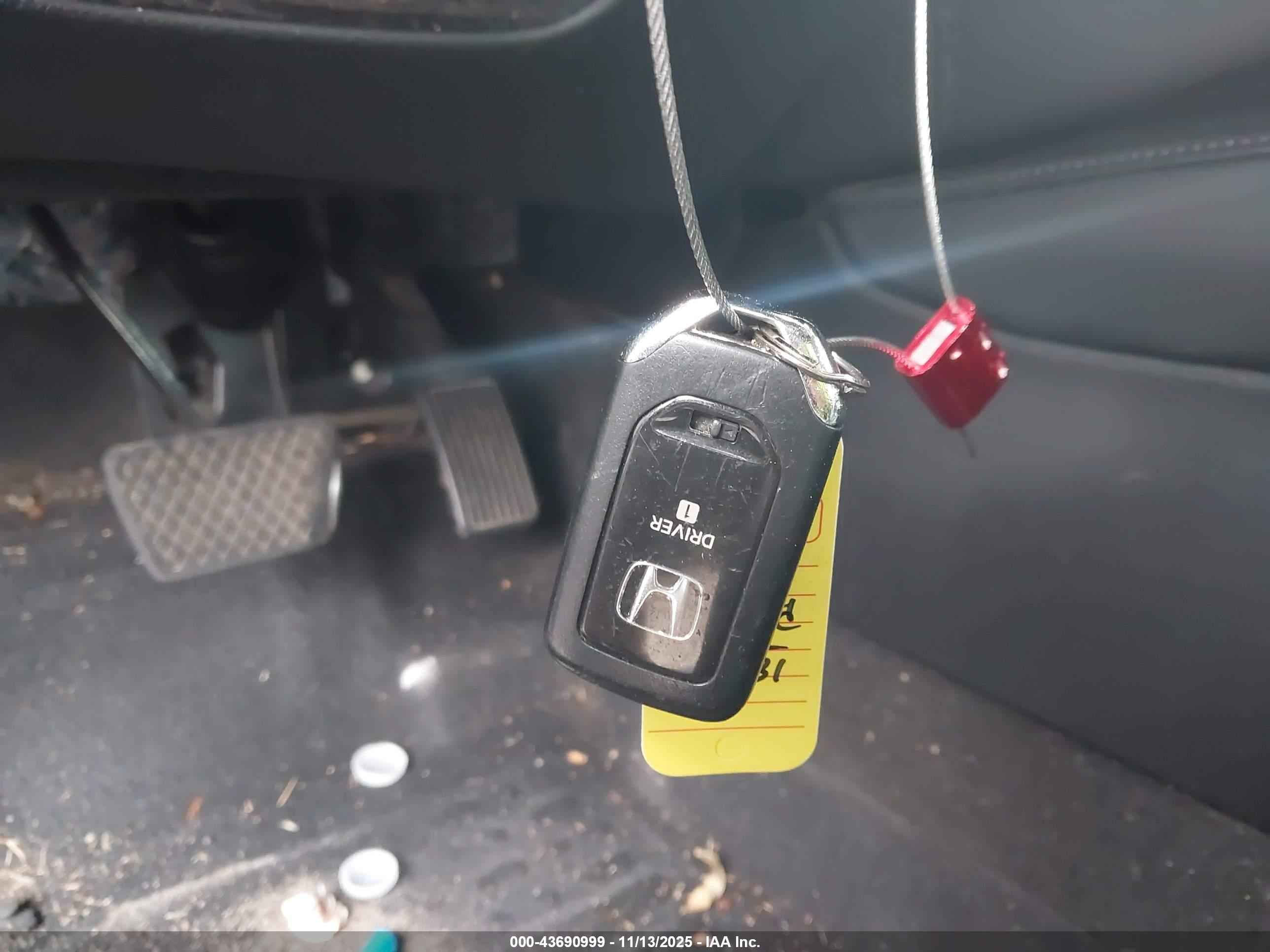HONDA ACCORD image 11