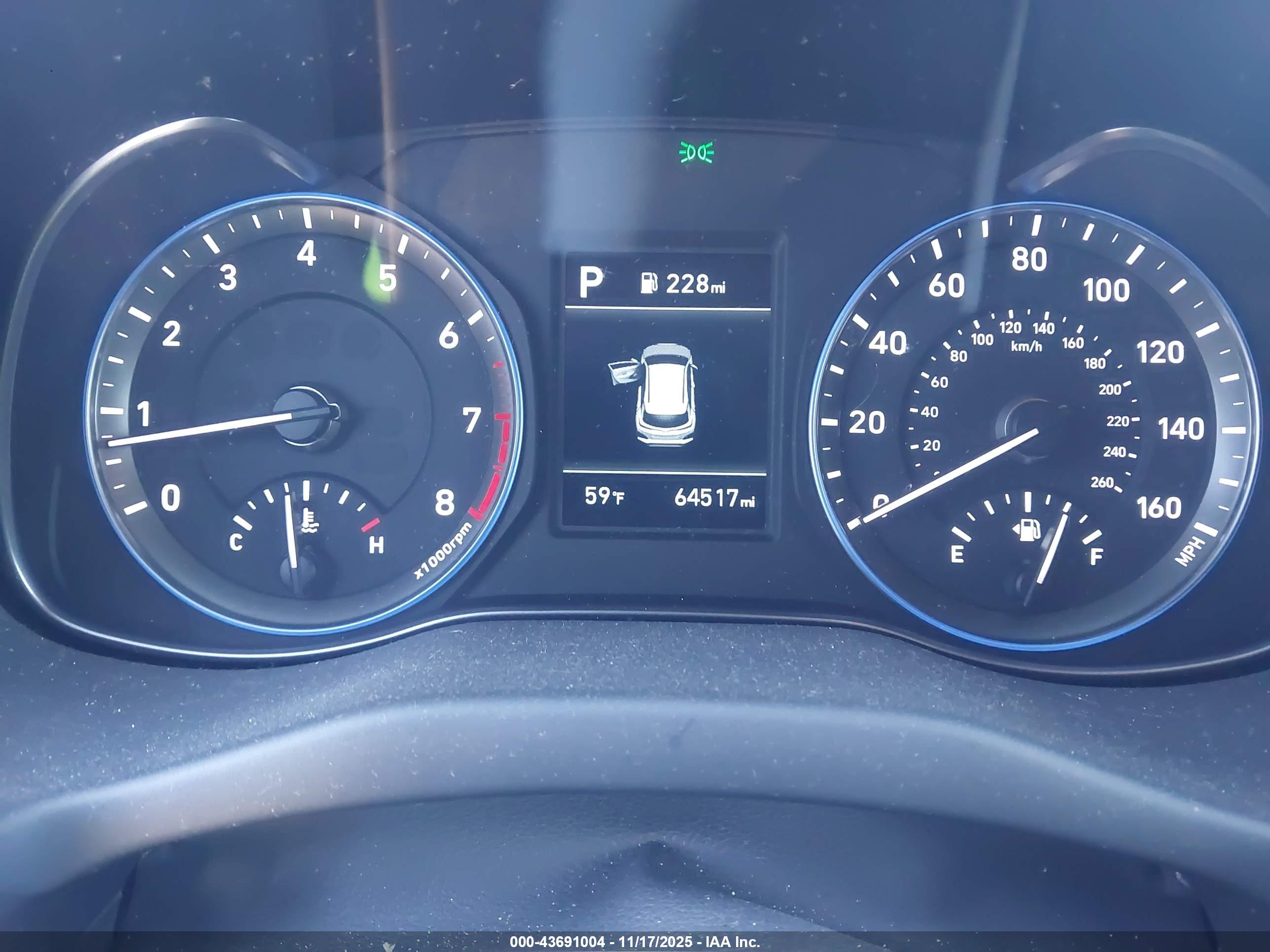 HYUNDAI KONA image 7