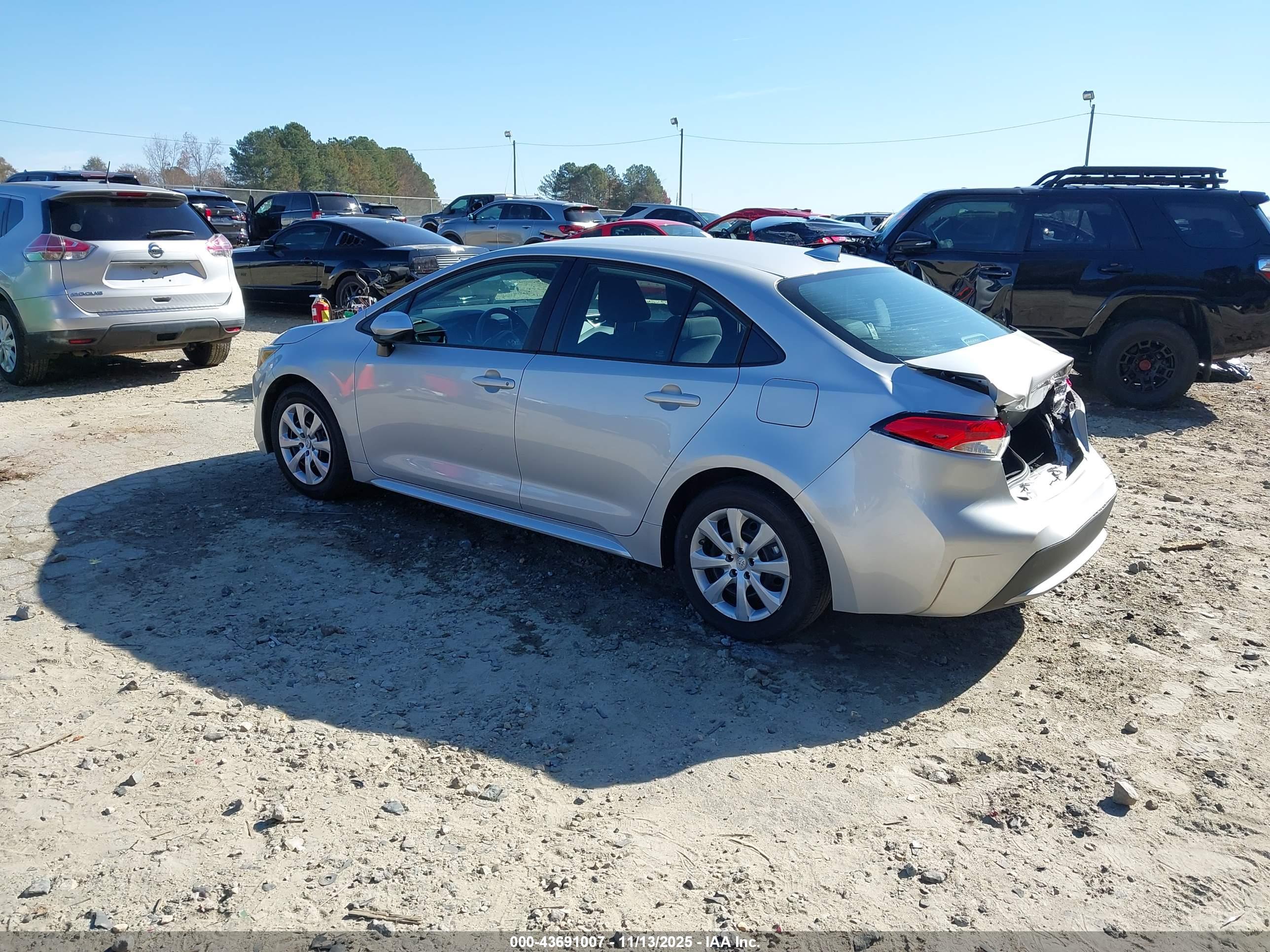 TOYOTA COROLLA image 3