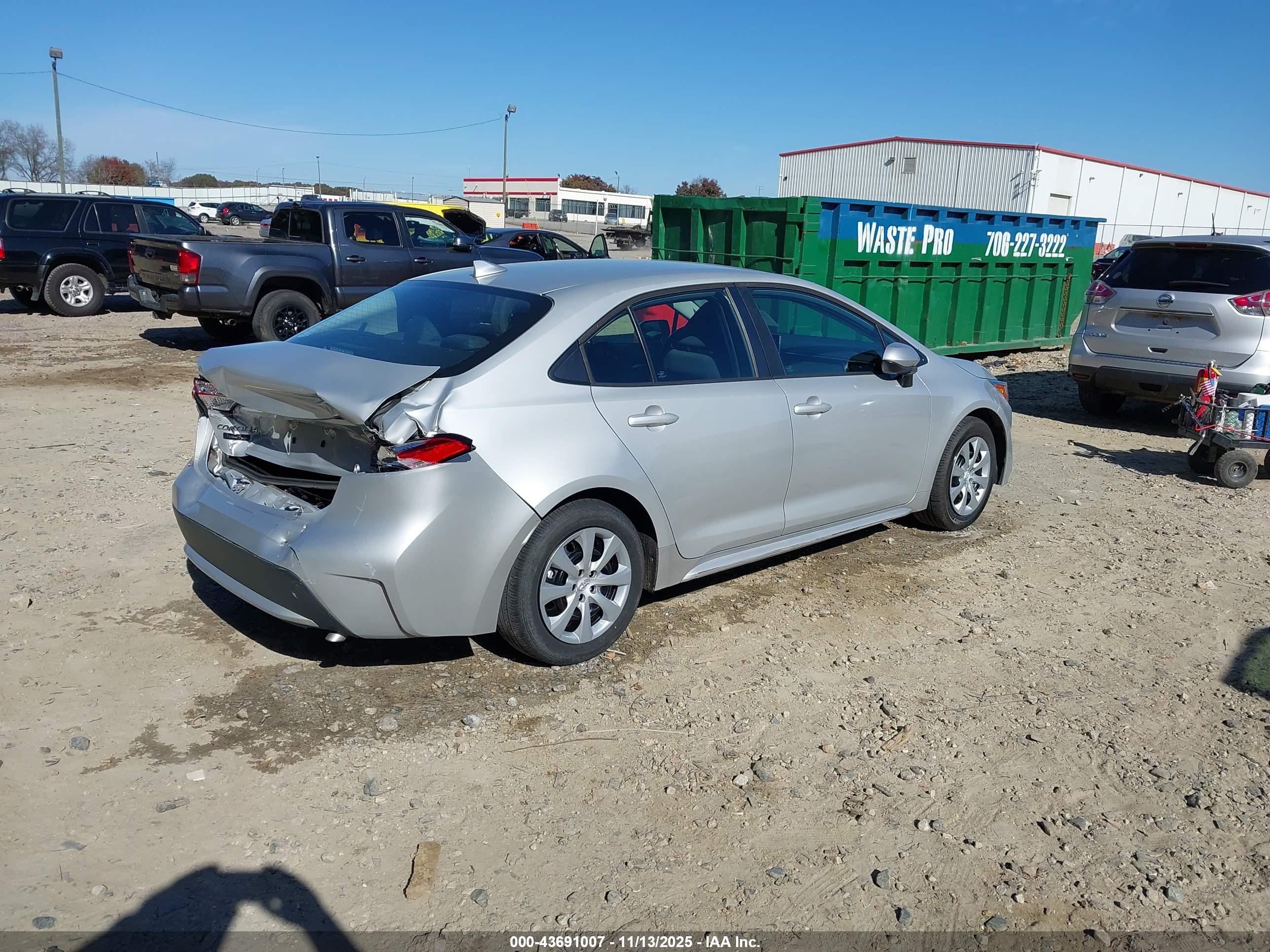 TOYOTA COROLLA image 4