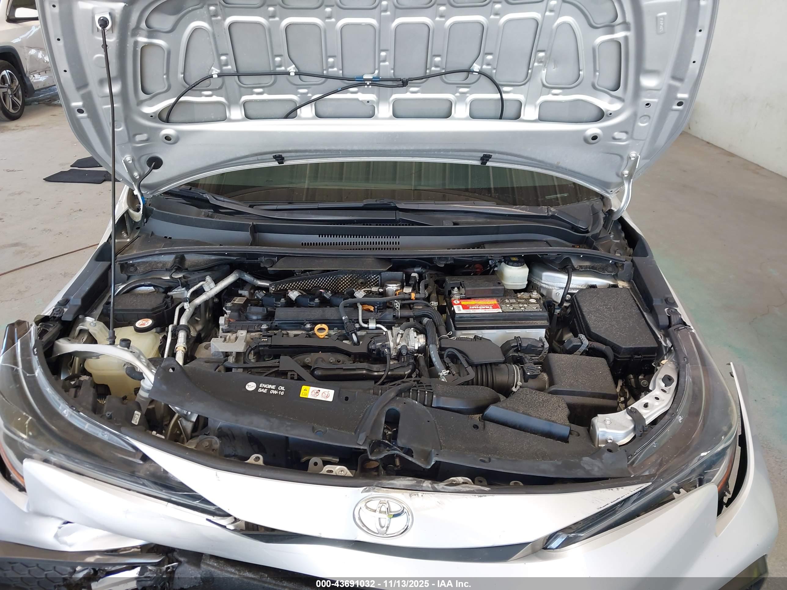 TOYOTA COROLLA image 10