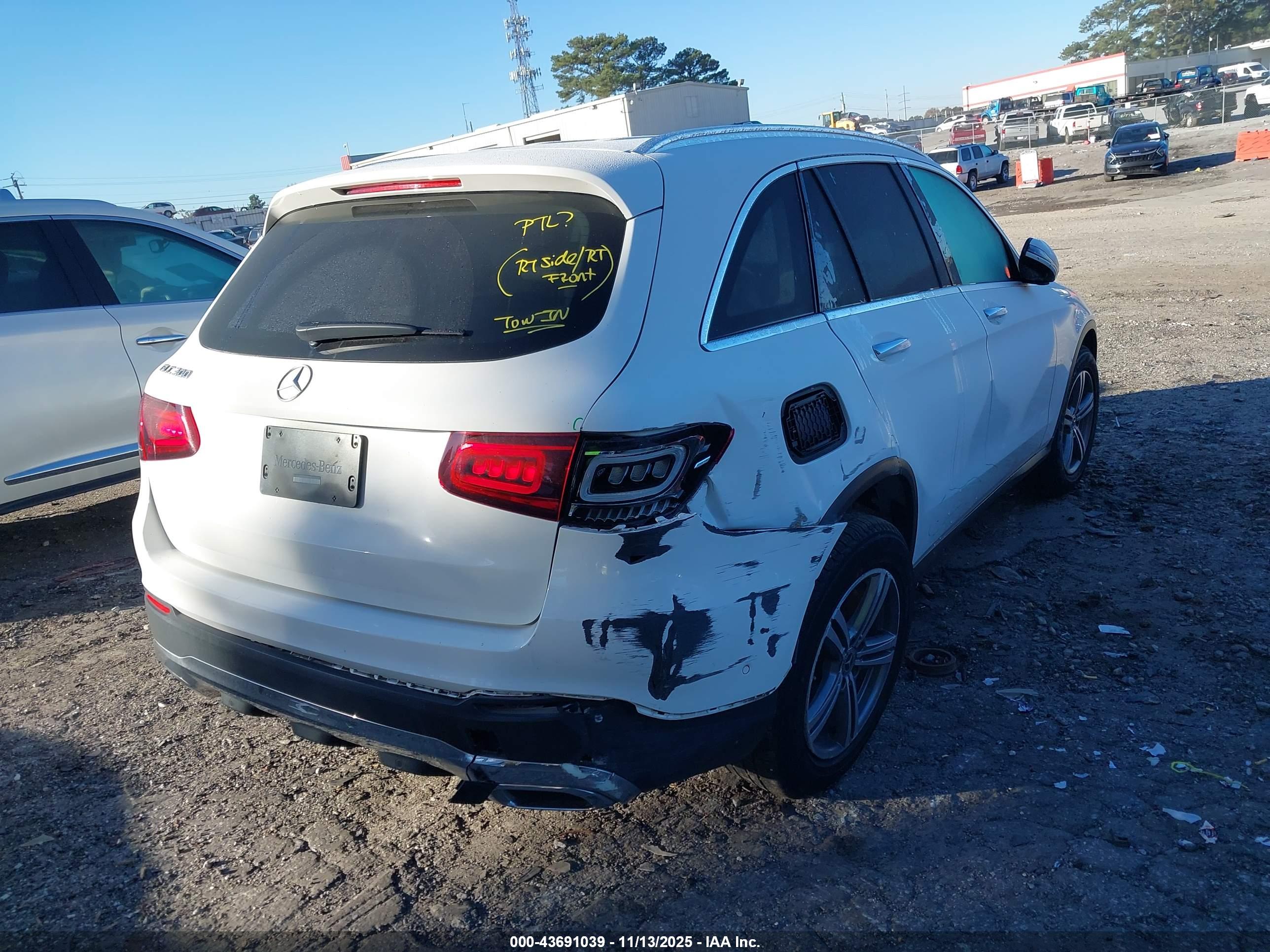 MERCEDES-BENZ GLC image 4