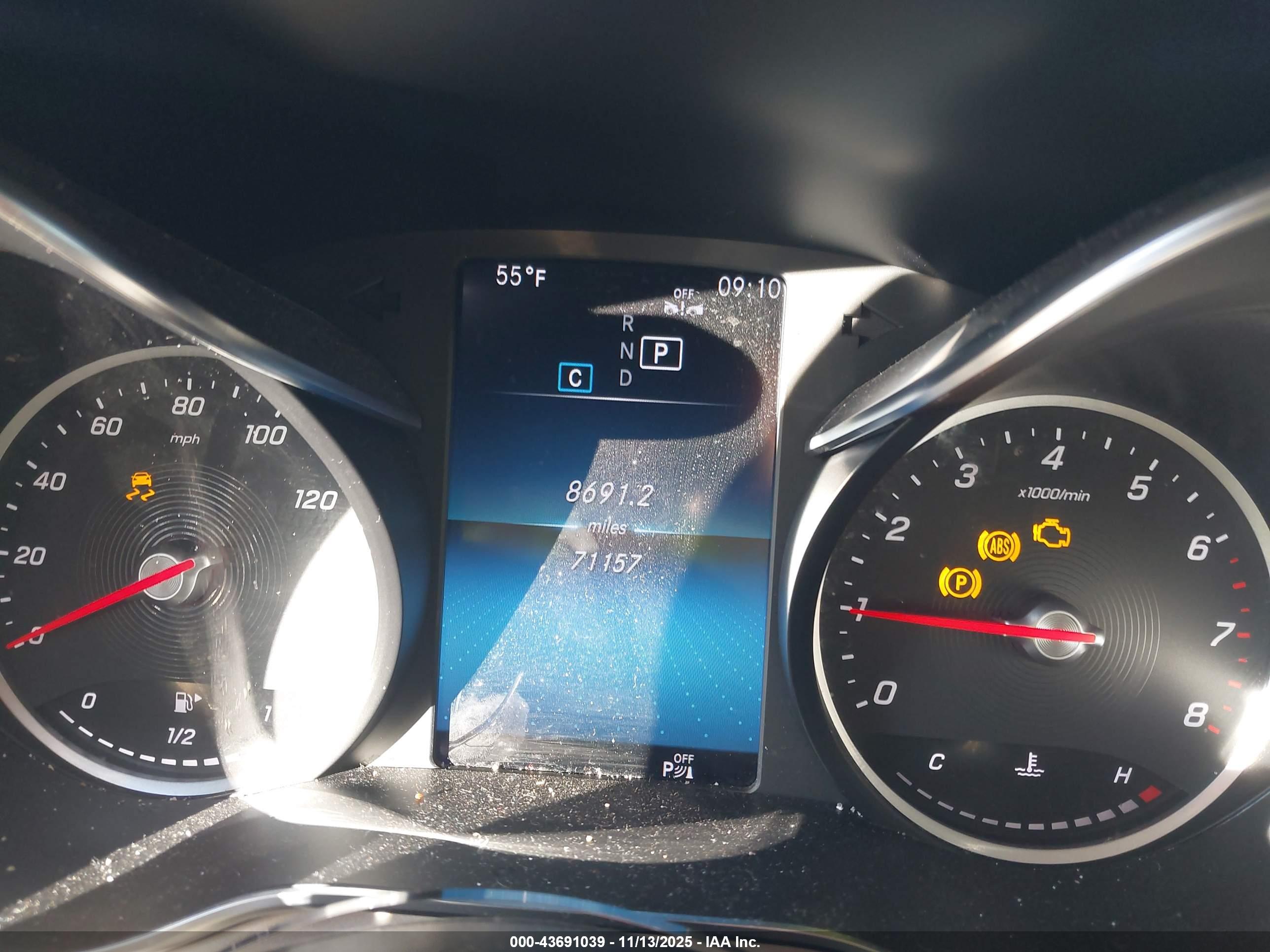 MERCEDES-BENZ GLC image 7