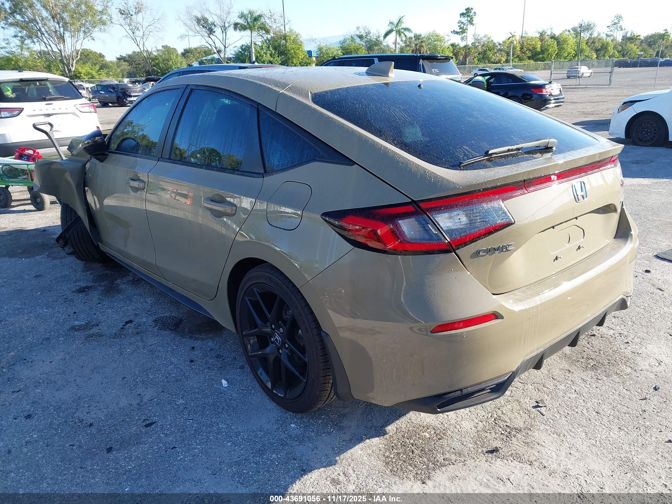 HONDA CIVIC image 3