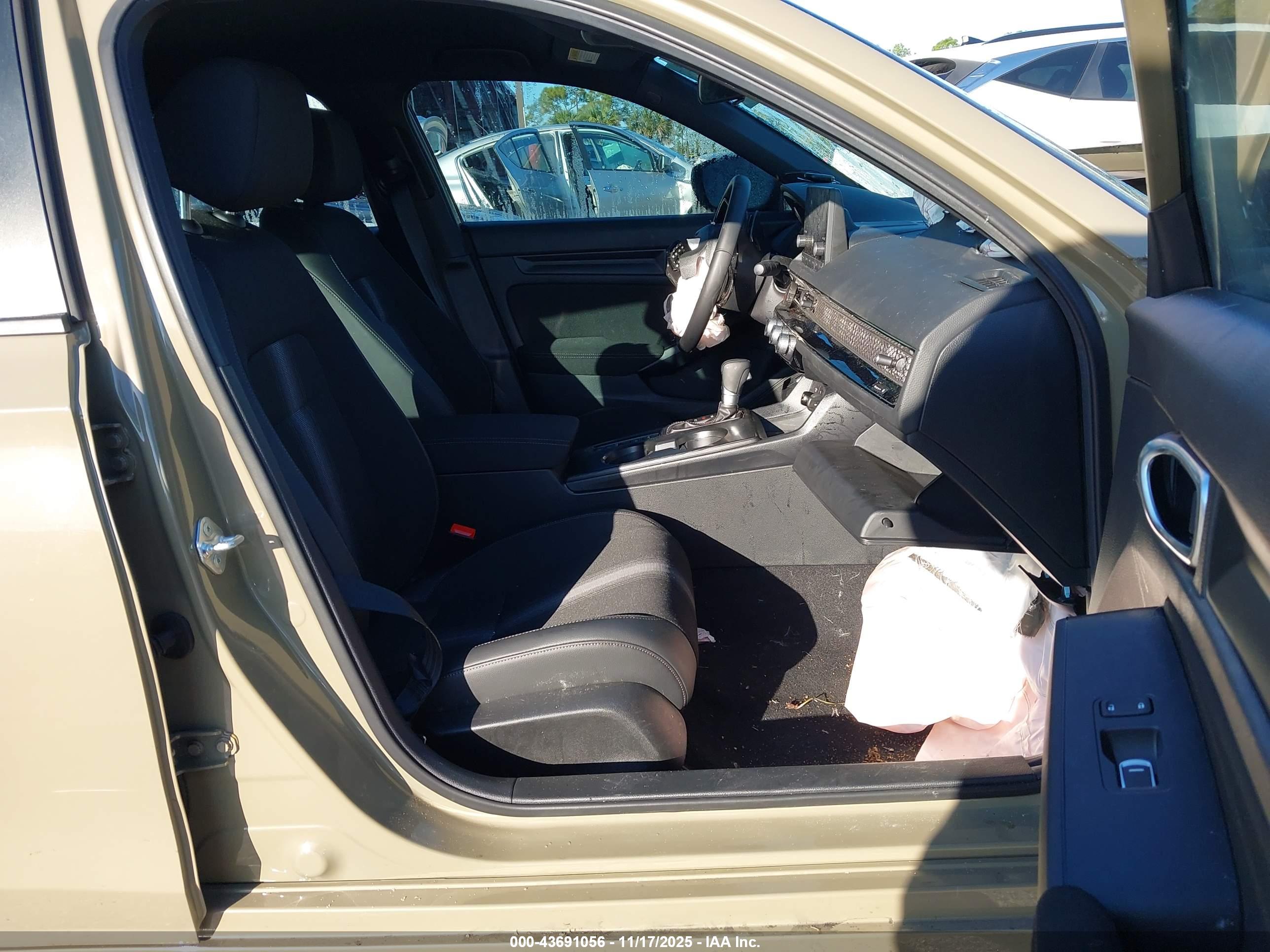 HONDA CIVIC image 5