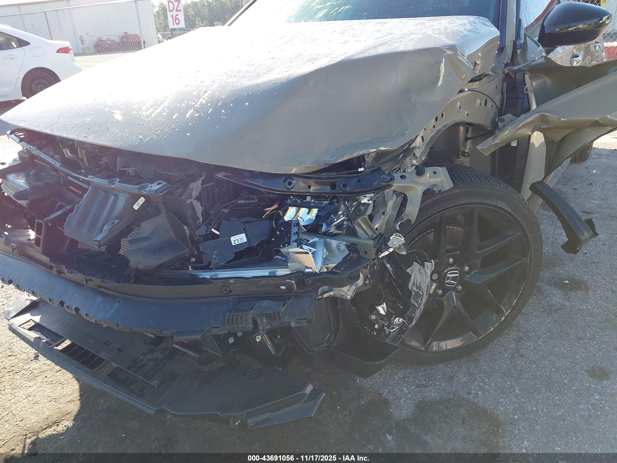 HONDA CIVIC image 6