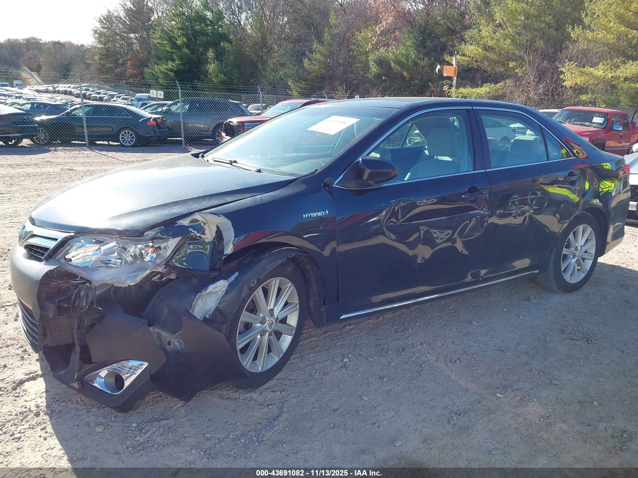 TOYOTA CAMRY image 6