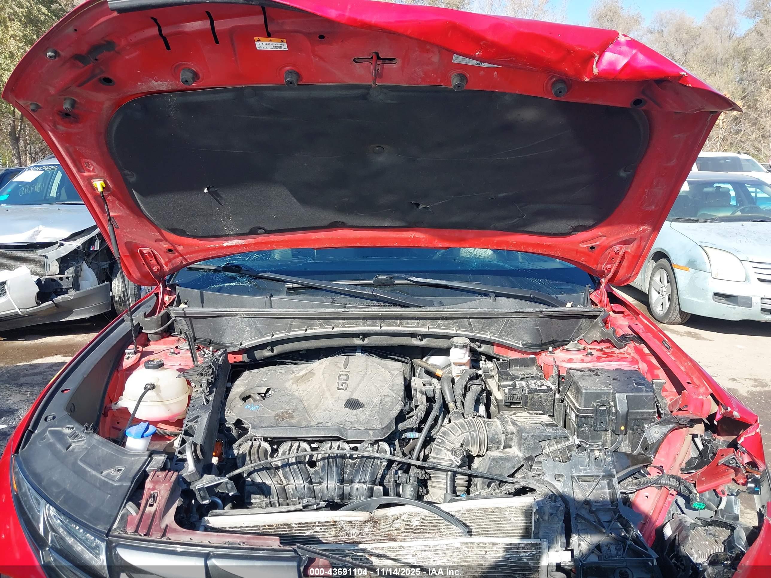 HYUNDAI TUCSON image 10