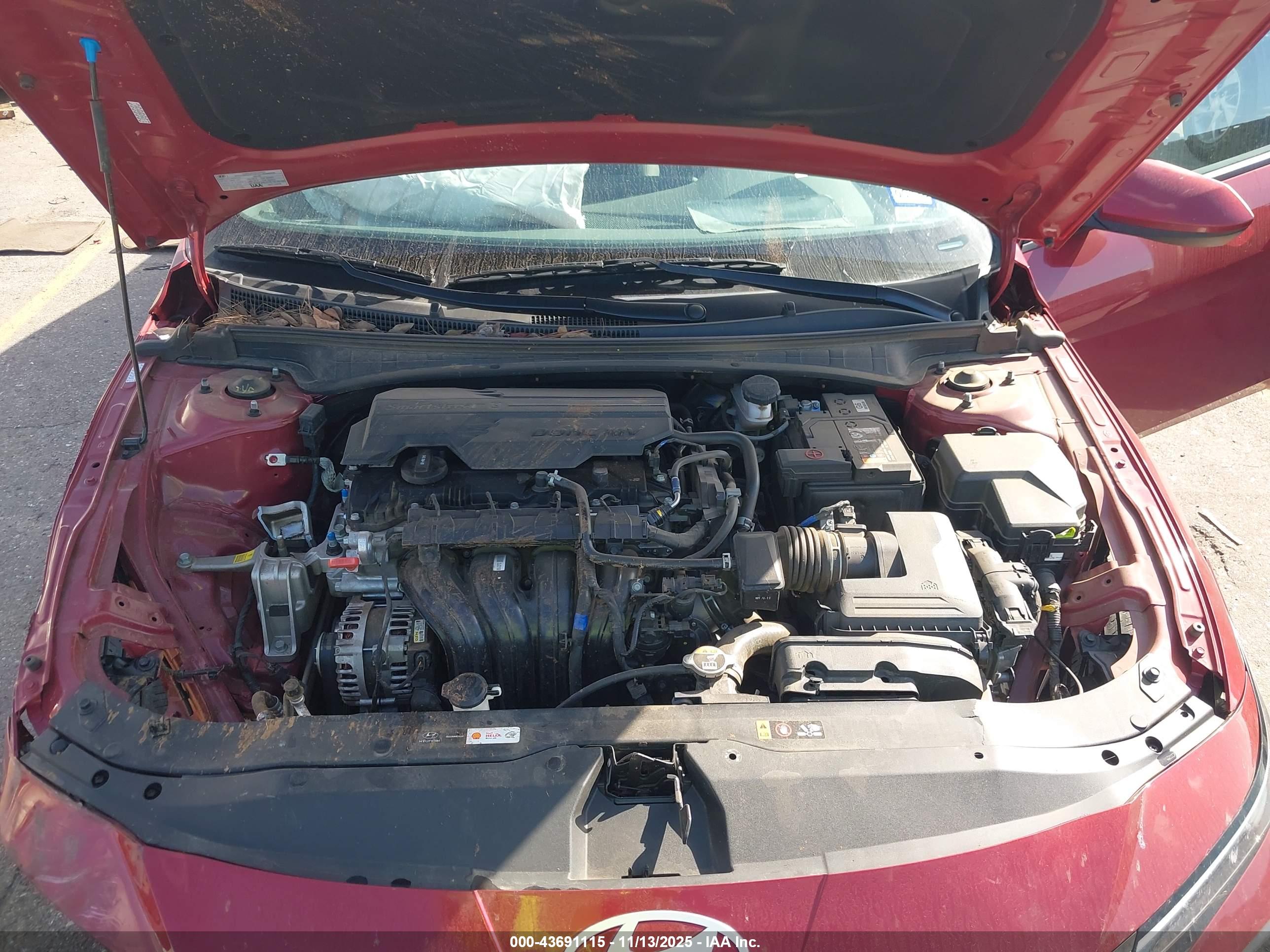 HYUNDAI ELANTRA image 10
