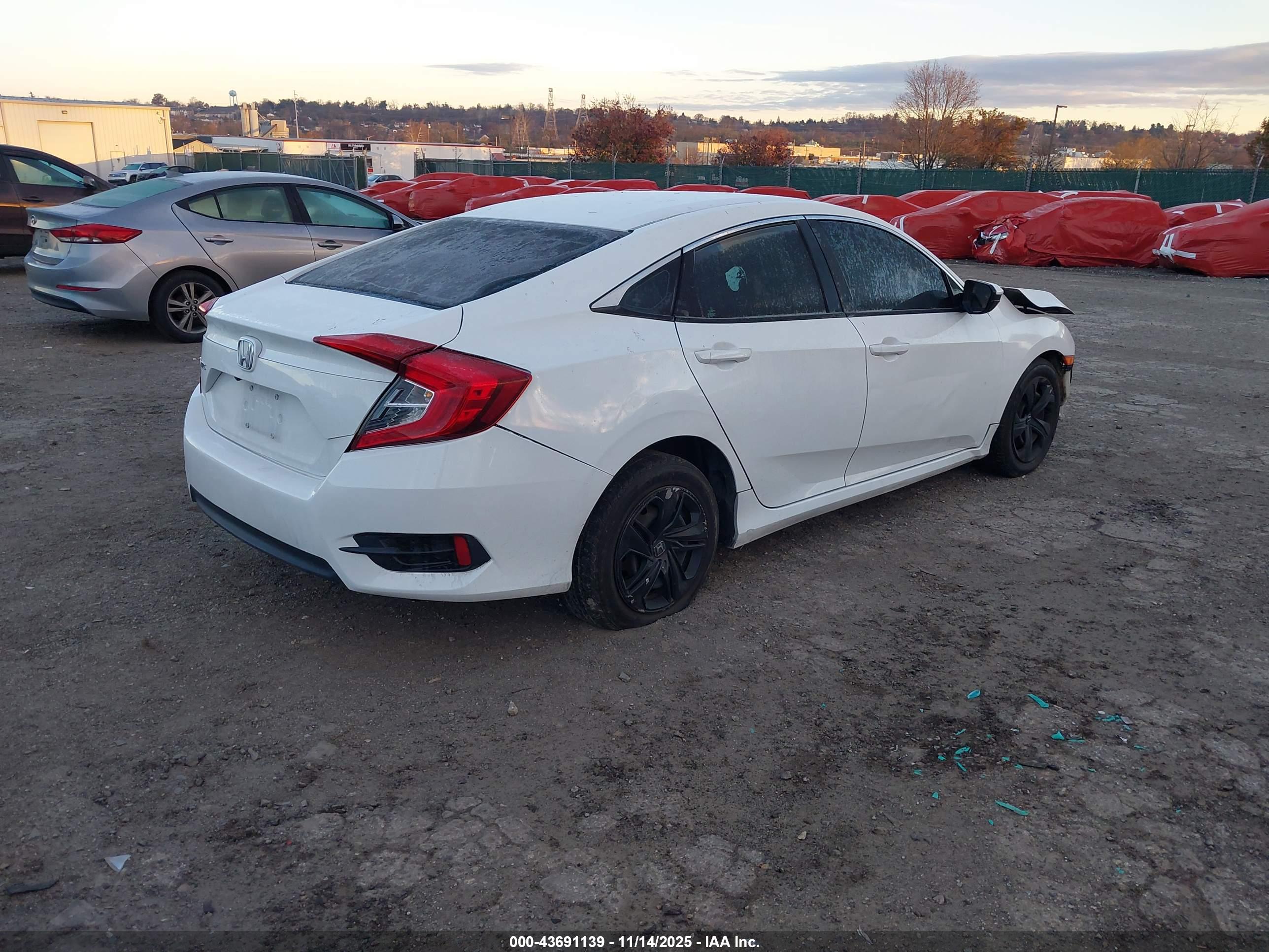 HONDA CIVIC image 4