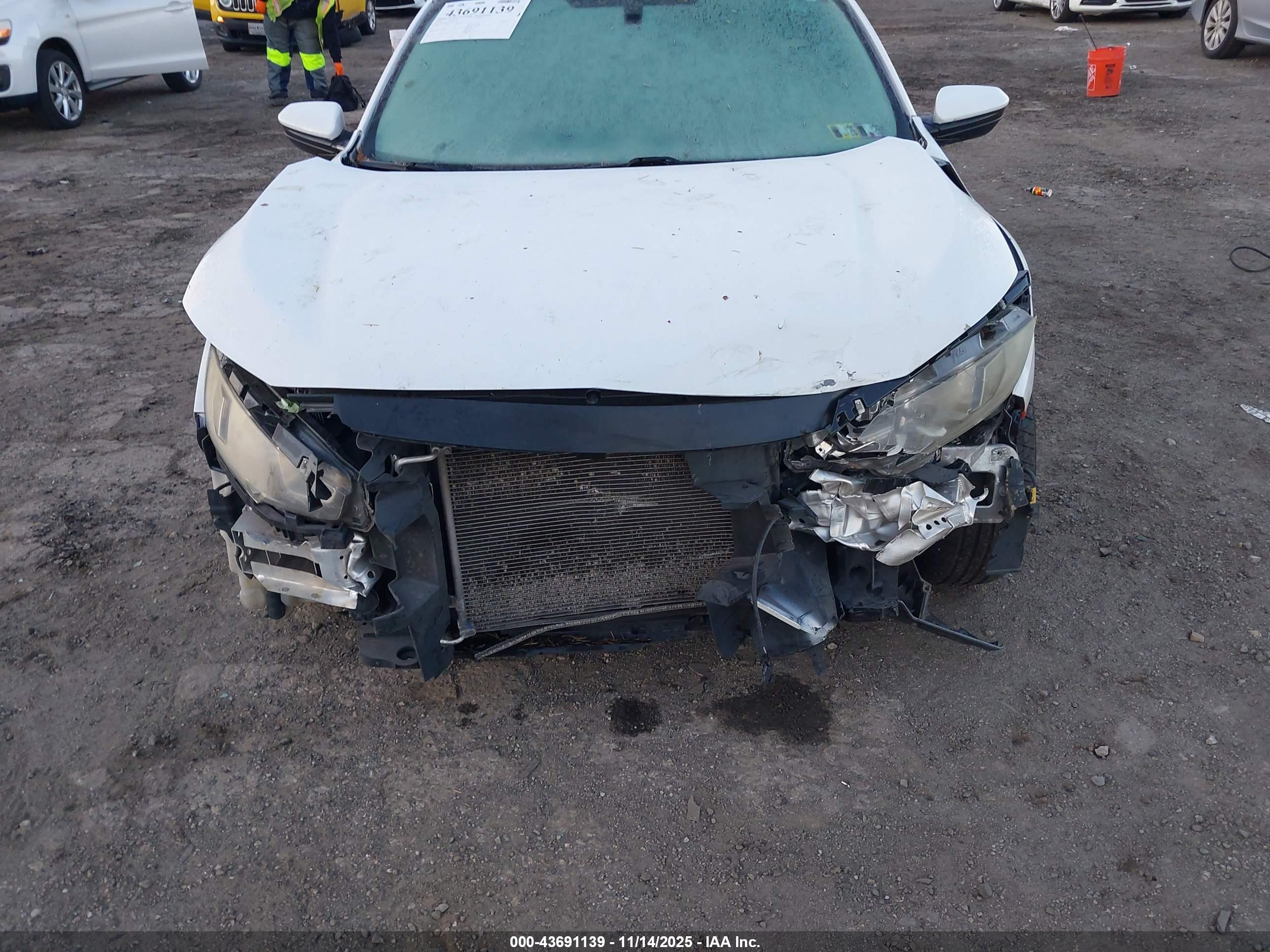 HONDA CIVIC image 6